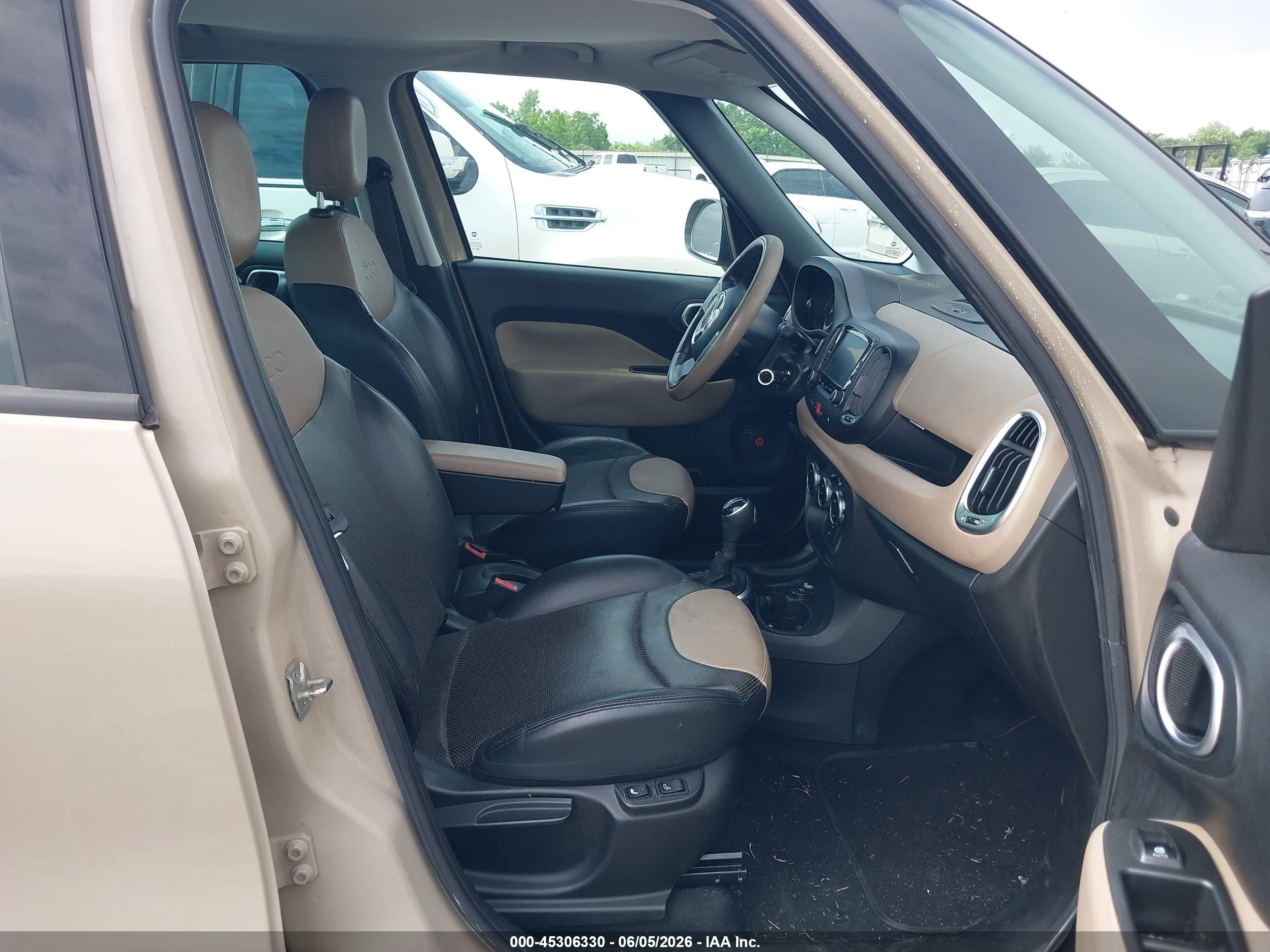 2015 Fiat 500l Lounge Tan vin: ZFBCFACH3FZ033181