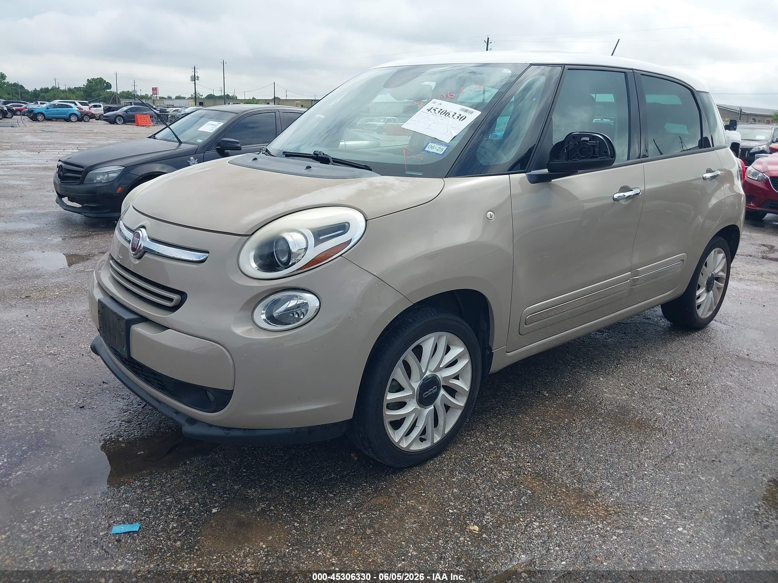 2015 Fiat 500l Lounge Tan vin: ZFBCFACH3FZ033181