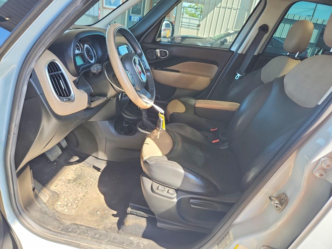 2014 Fiat 500l Lounge Gray vin: ZFBCFACH4EZ007171