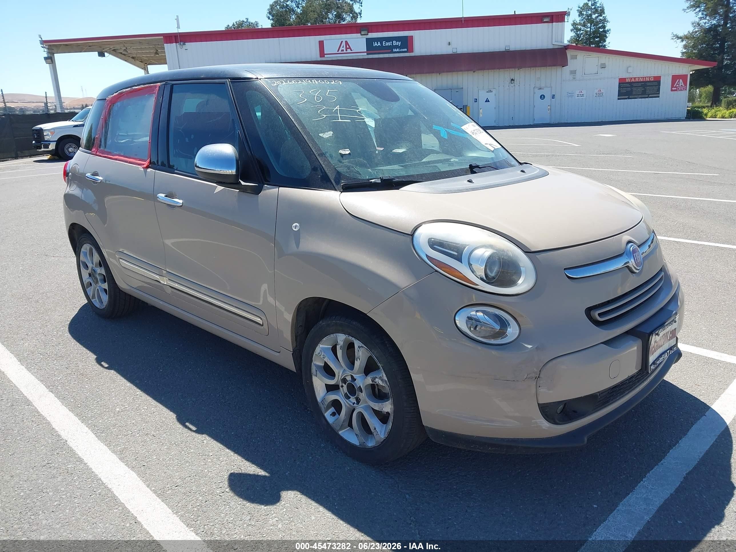 2015 Fiat 500l Lounge Tan vin: ZFBCFACH7FZ032891