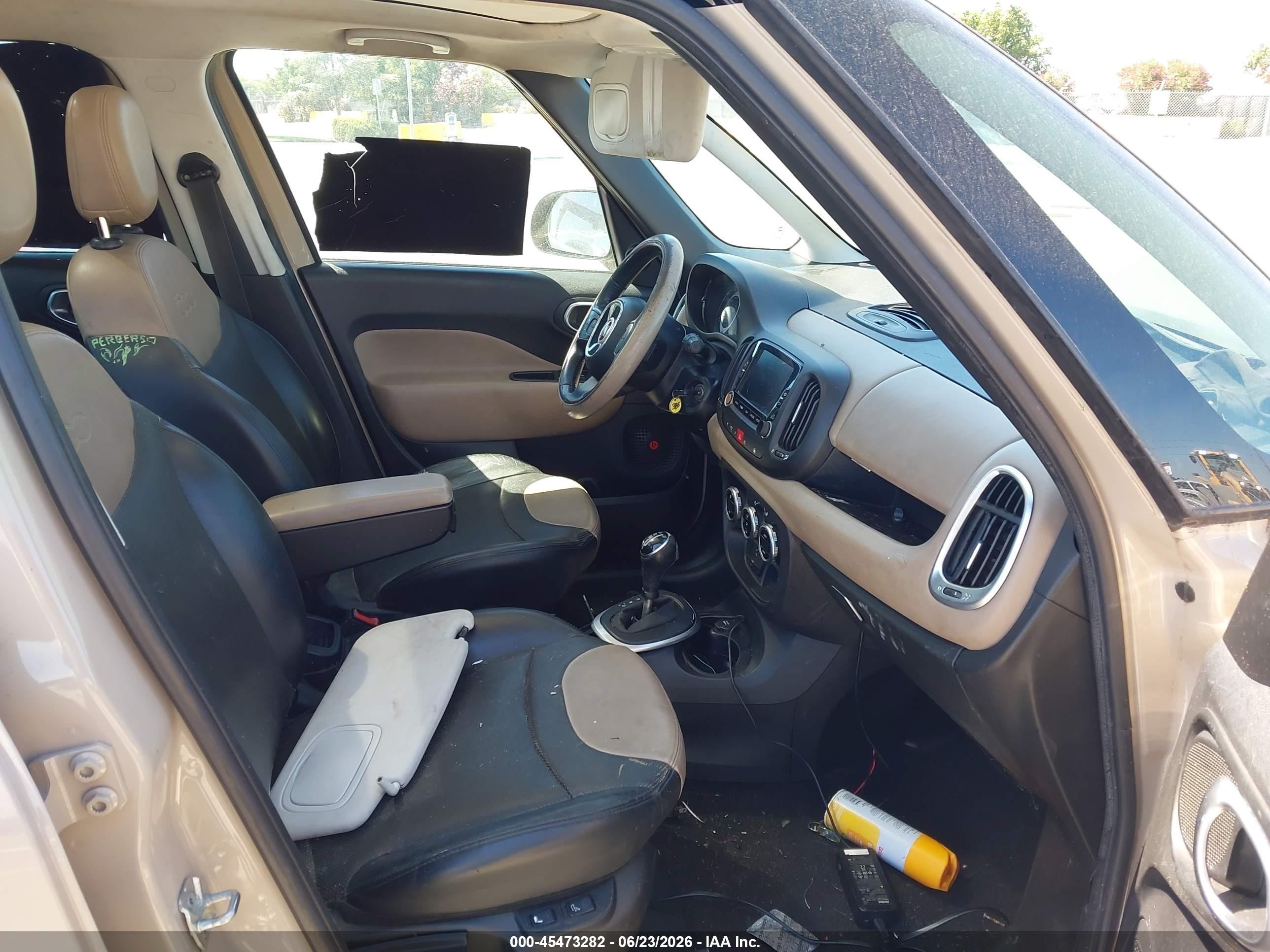 2015 Fiat 500l Lounge Tan vin: ZFBCFACH7FZ032891
