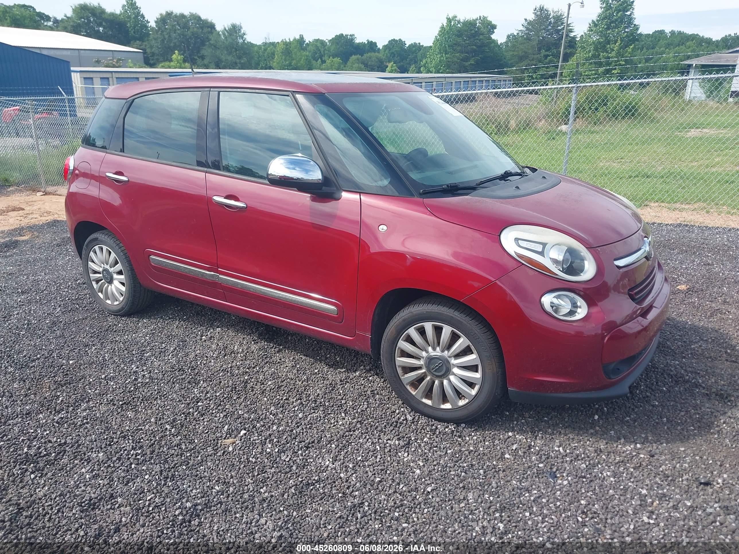 2014 Fiat 500l Lounge Red vin: ZFBCFACH8EZ029934