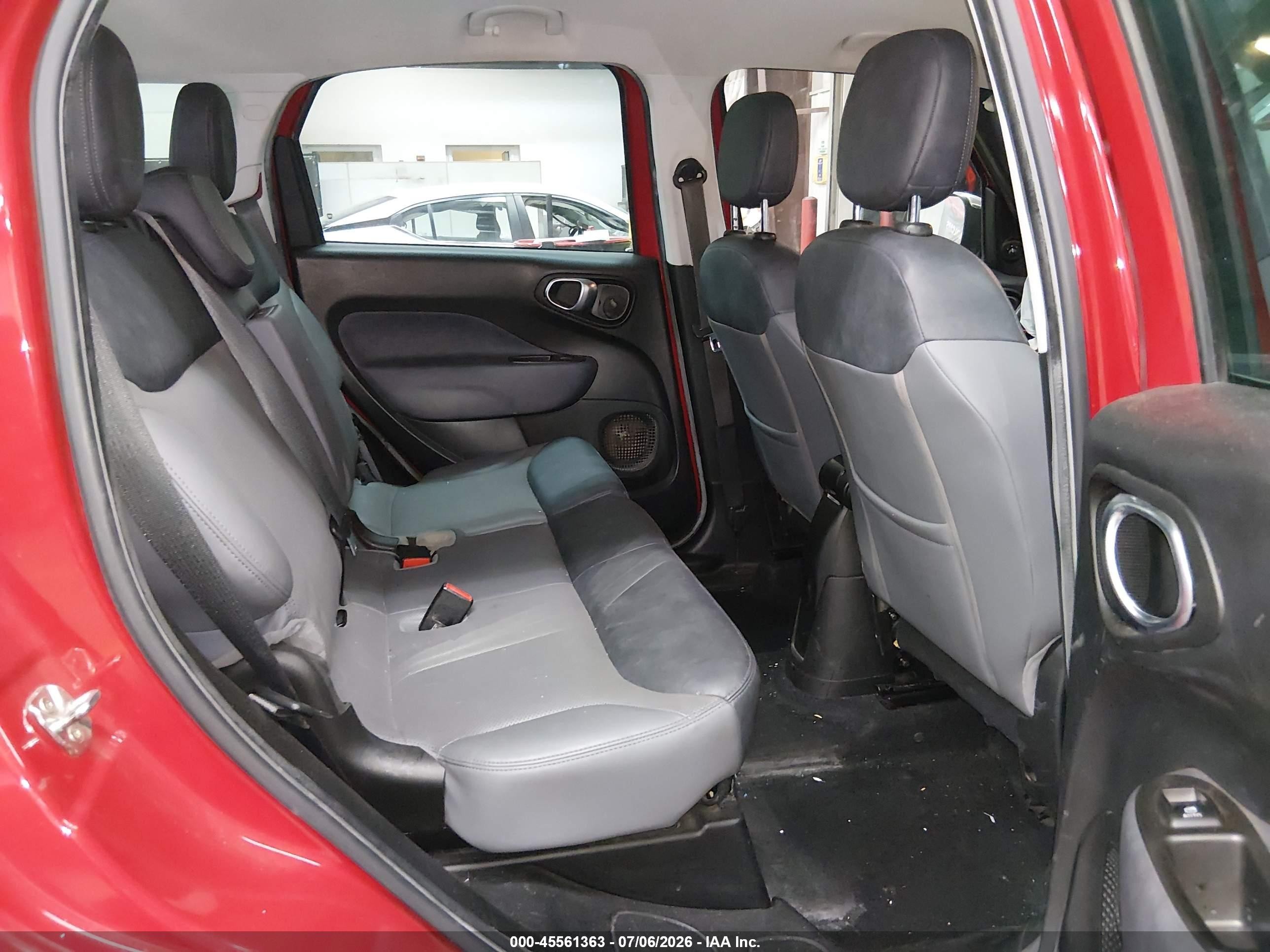 2014 Fiat 500l Lounge Красный vin: ZFBCFACHXEZ015176