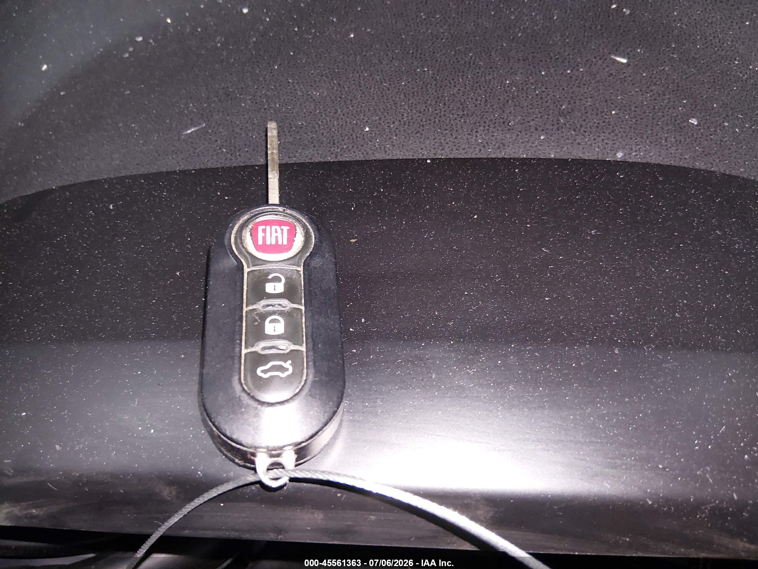 2014 Fiat 500l Lounge Красный vin: ZFBCFACHXEZ015176
