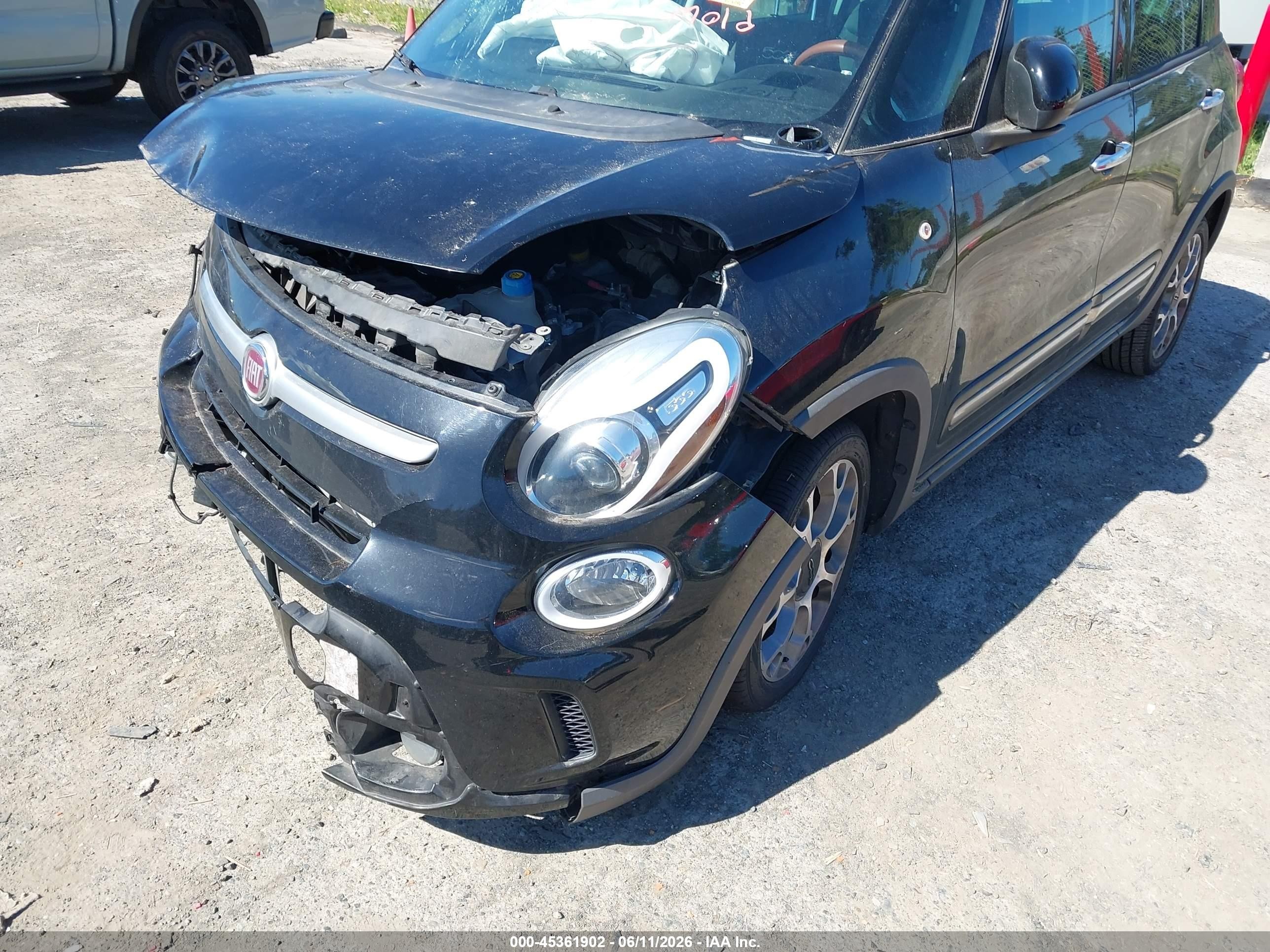 2014 Fiat 500l Trekking Black vin: ZFBCFADH0EZ010745