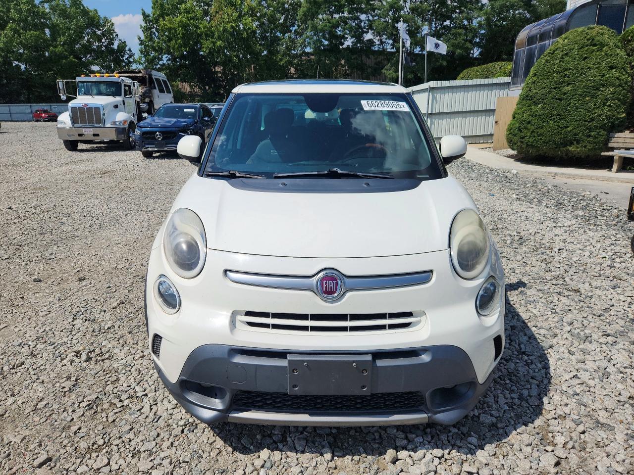 2014 Fiat 500l Trekking White vin: ZFBCFADH1EZ009734