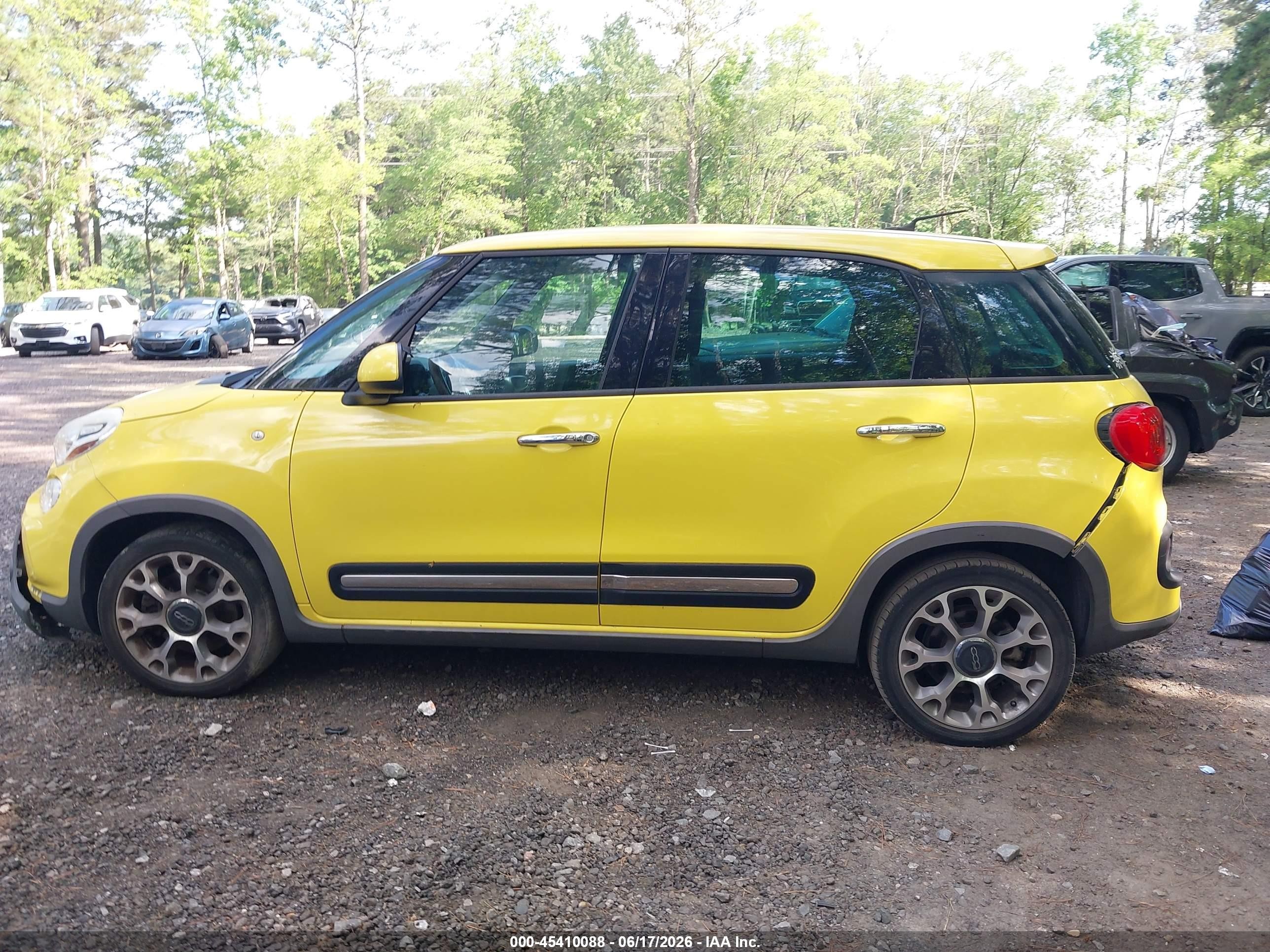 2015 Fiat 500l Trekking Yellow vin: ZFBCFADH2FZ031050