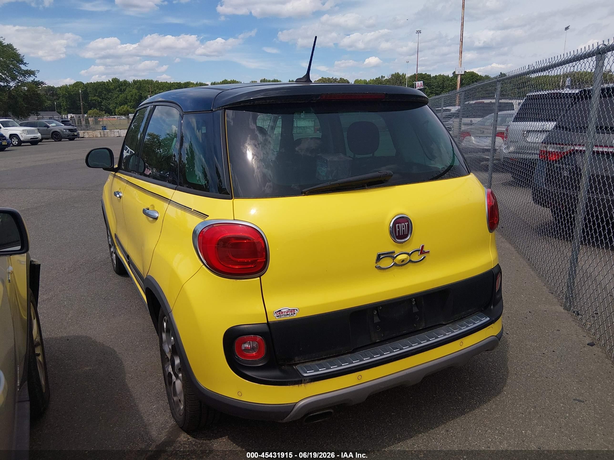2014 Fiat 500l Trekking Yellow vin: ZFBCFADH4EZ023594