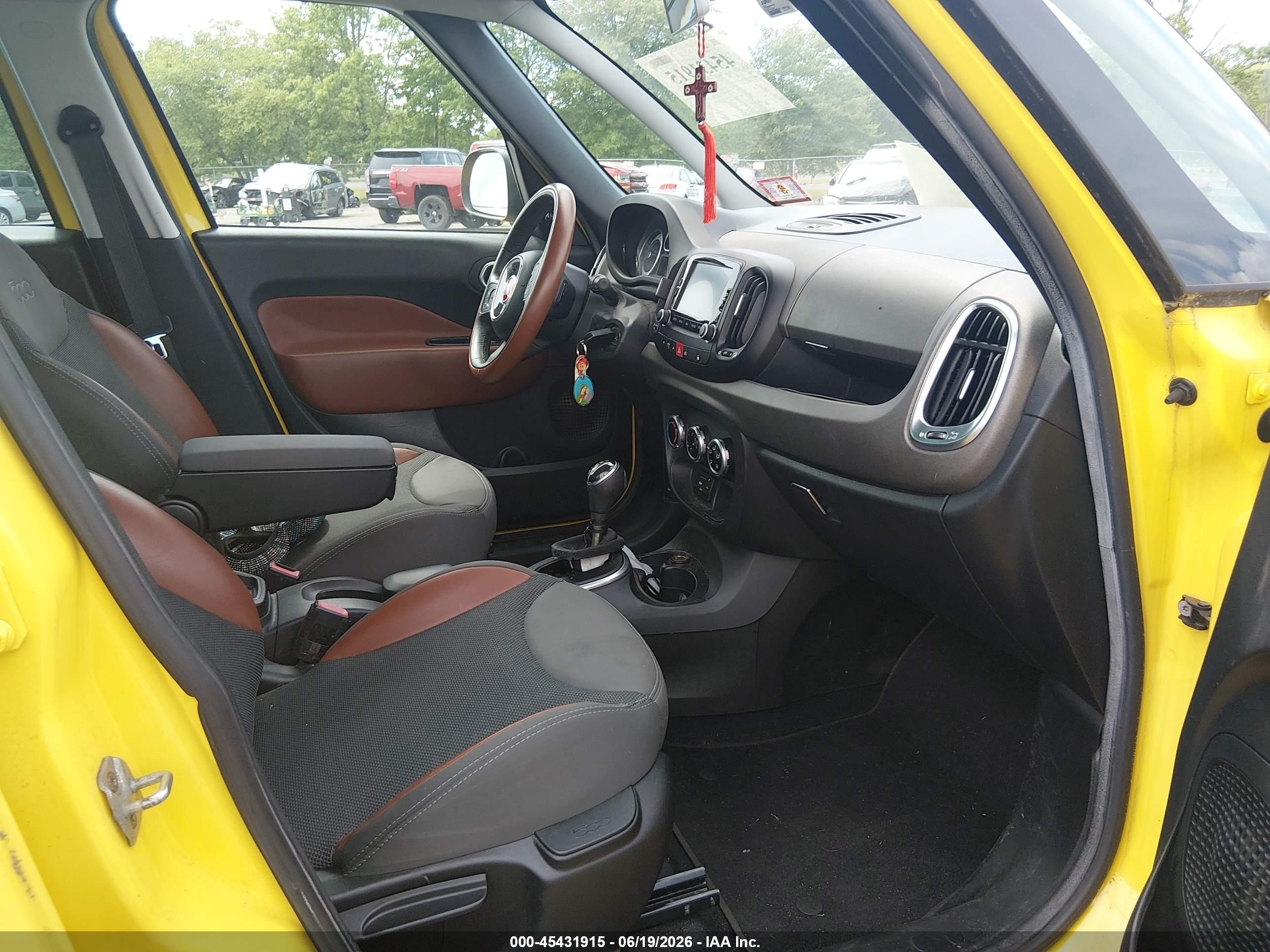 2014 Fiat 500l Trekking Yellow vin: ZFBCFADH4EZ023594