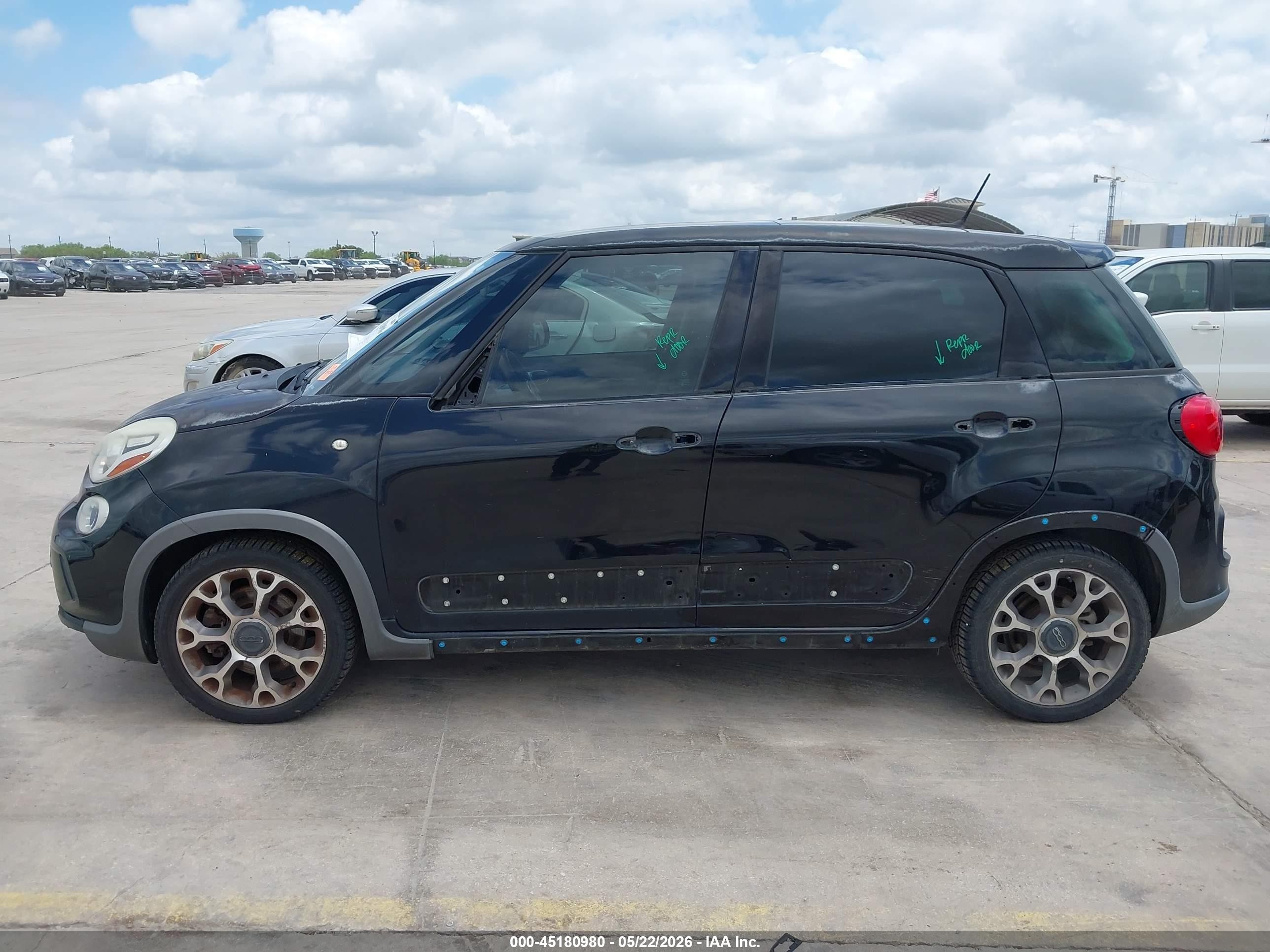 2014 Fiat 500l Trekking Черный vin: ZFBCFADH5EZ012068