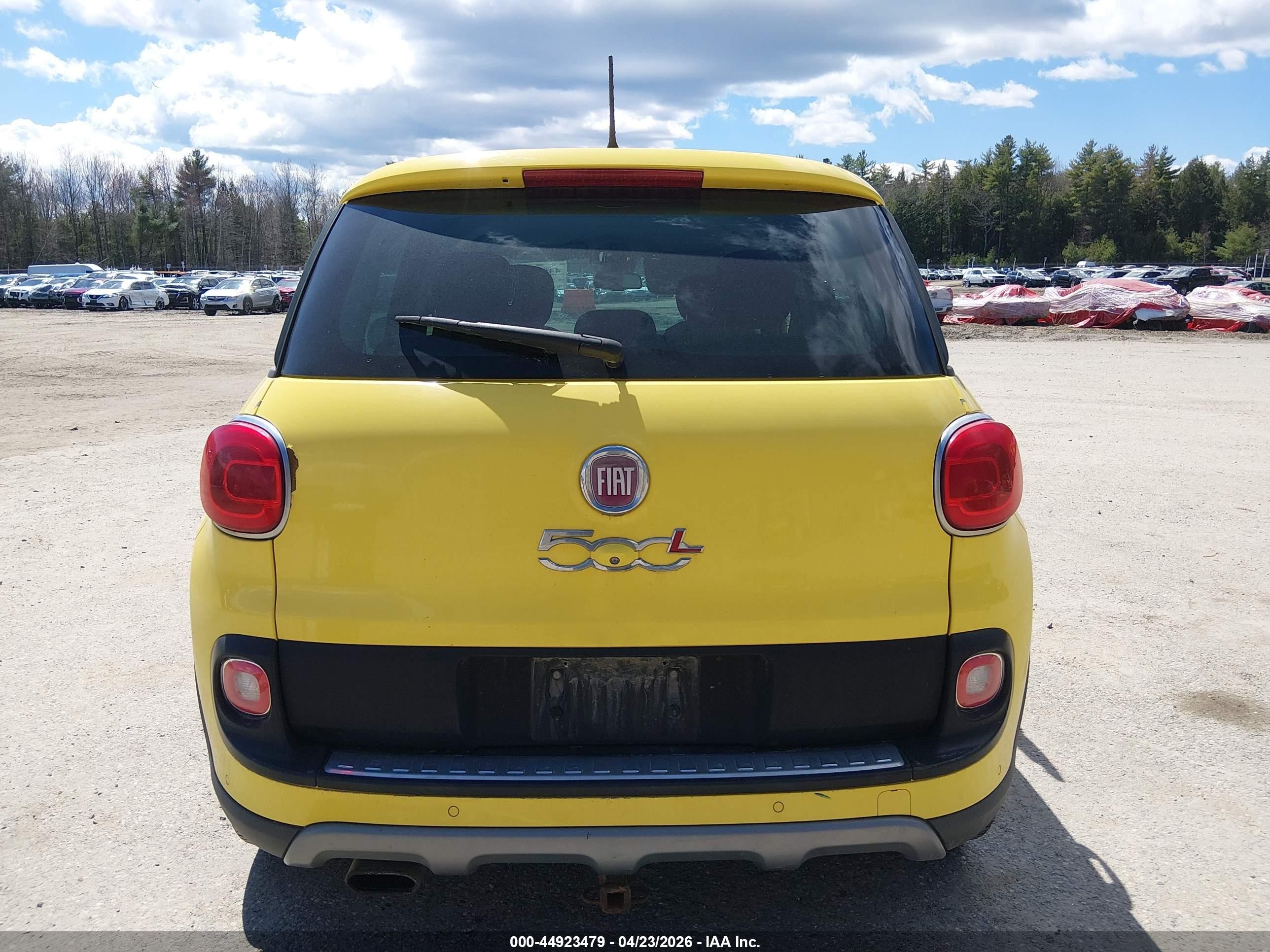 2014 Fiat 500l Trekking Yellow vin: ZFBCFADH5EZ028951