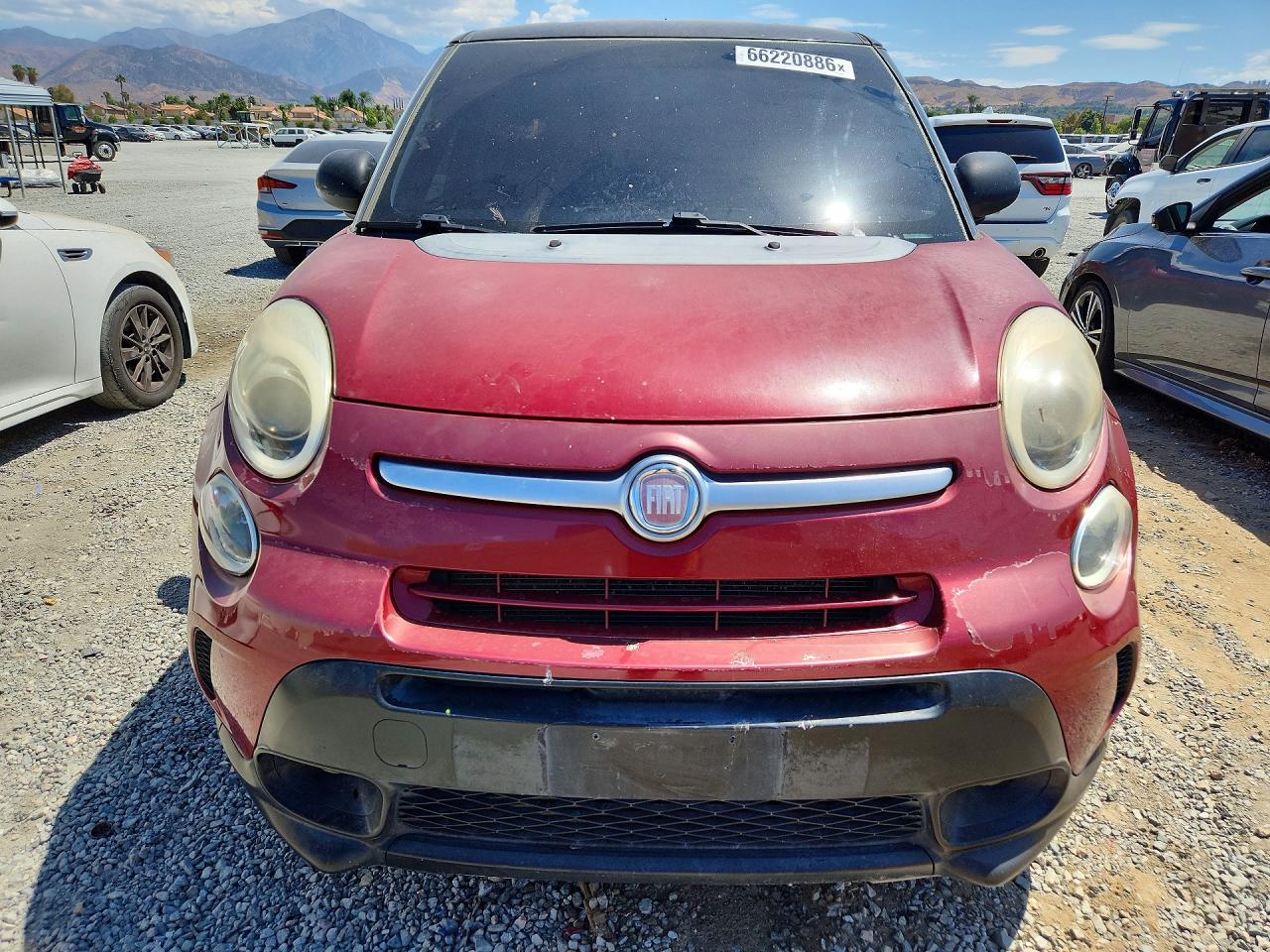 2015 Fiat 500l Trekking Burgundy vin: ZFBCFADH5FZ031964