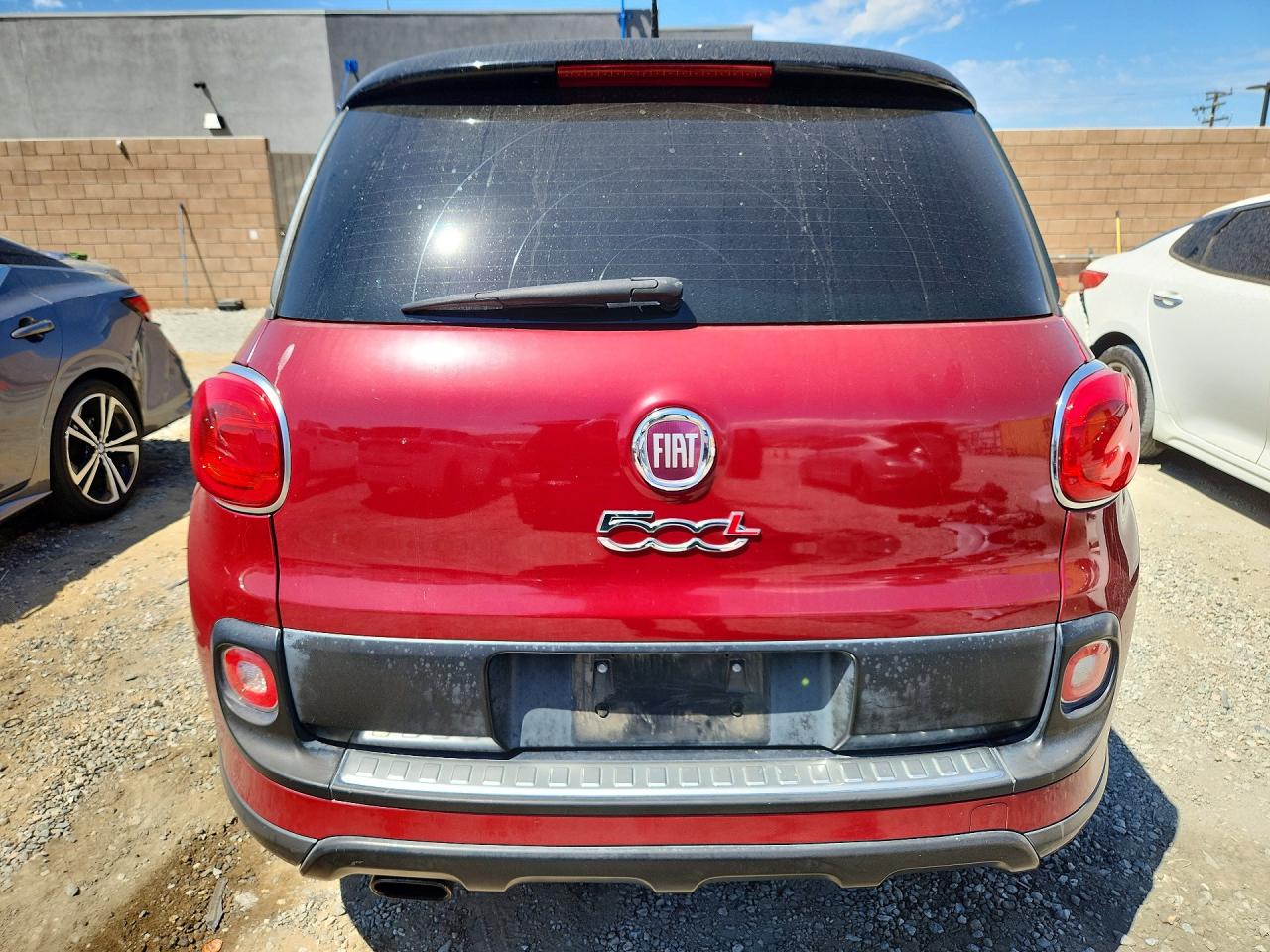 2015 Fiat 500l Trekking Burgundy vin: ZFBCFADH5FZ031964