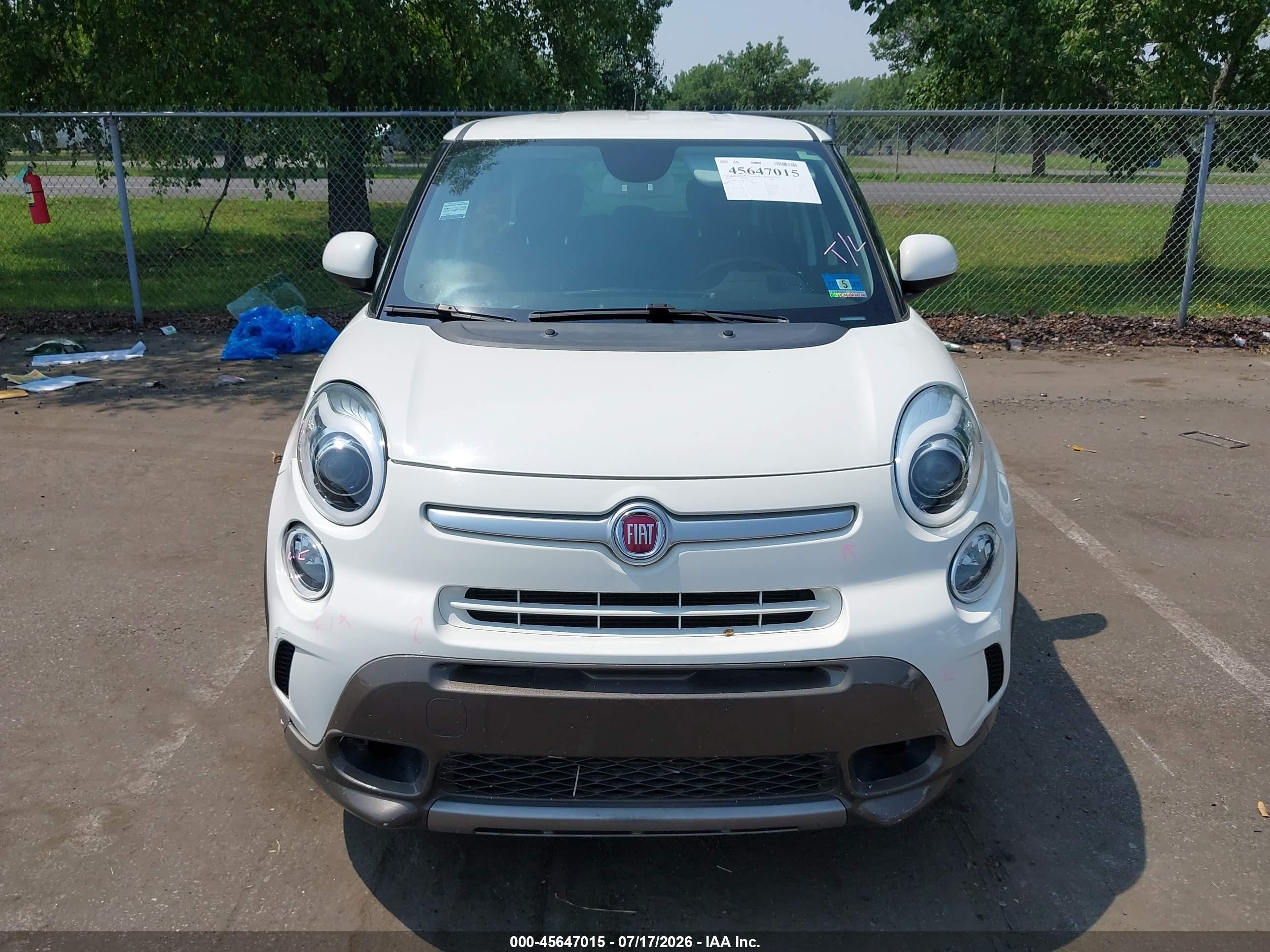 2014 Fiat 500l Trekking White vin: ZFBCFADH6EZ008448