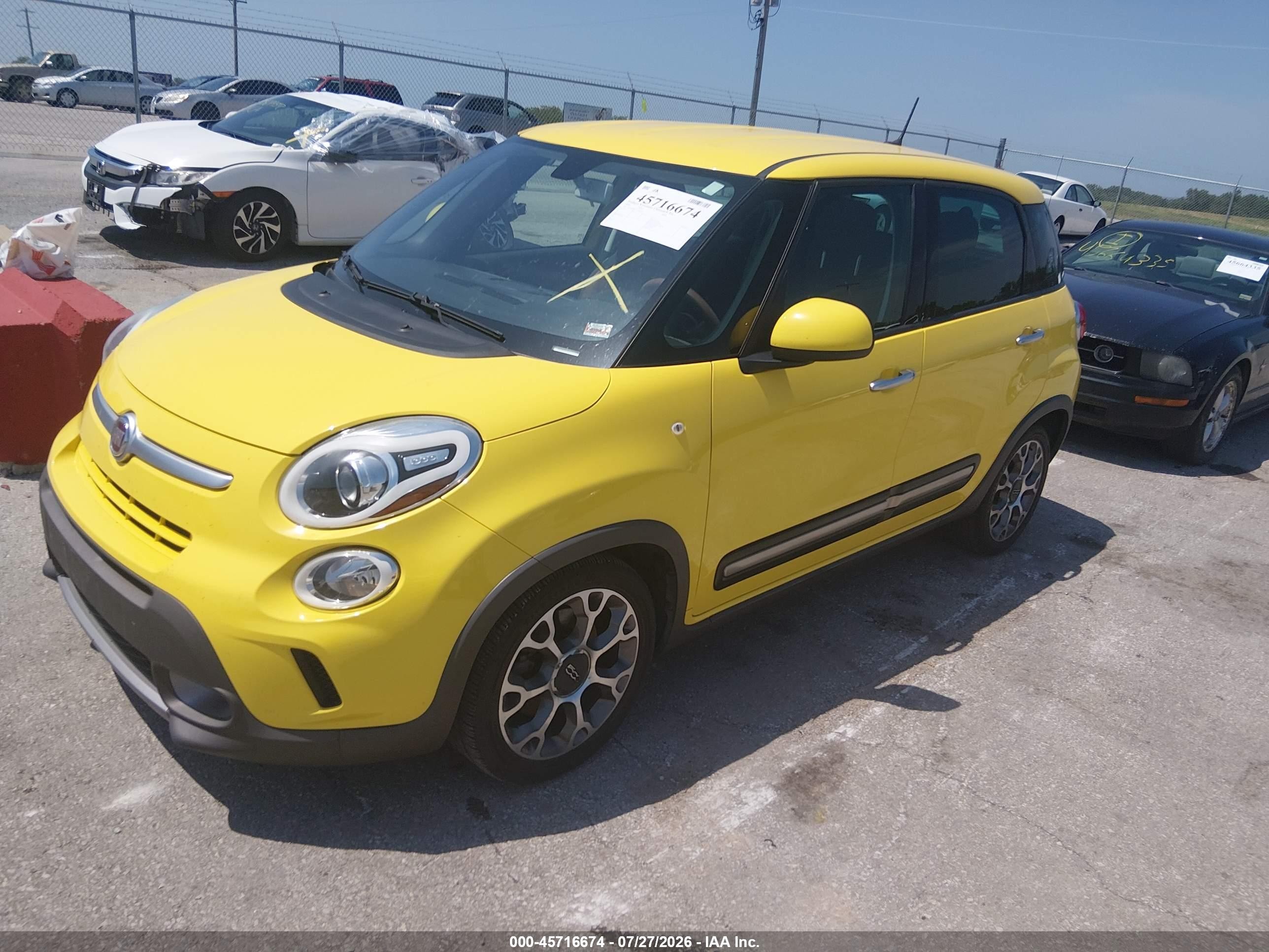 2014 Fiat 500l Trekking Yellow vin: ZFBCFADH6EZ020647