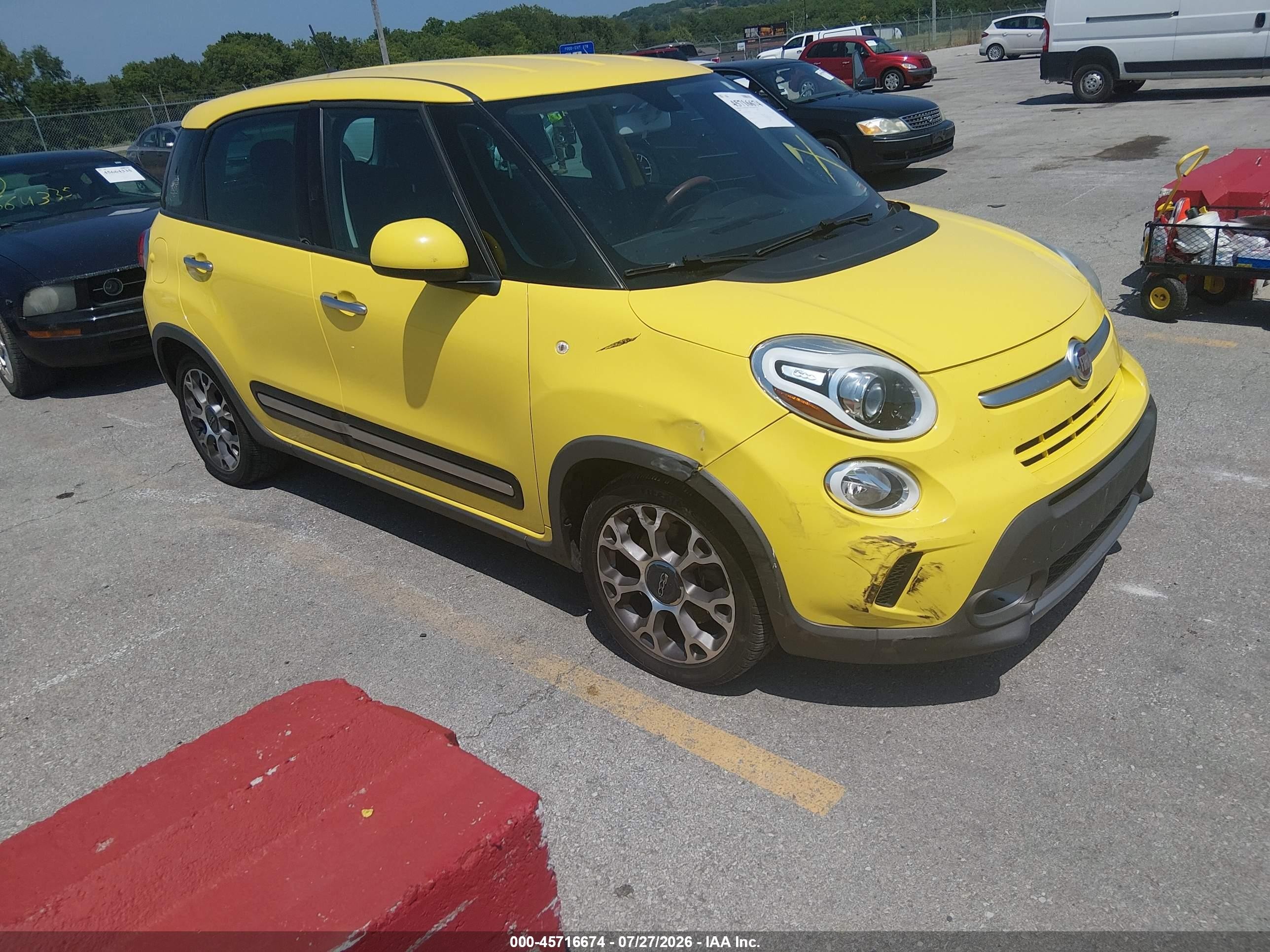 2014 Fiat 500l Trekking Желтый vin: ZFBCFADH6EZ020647