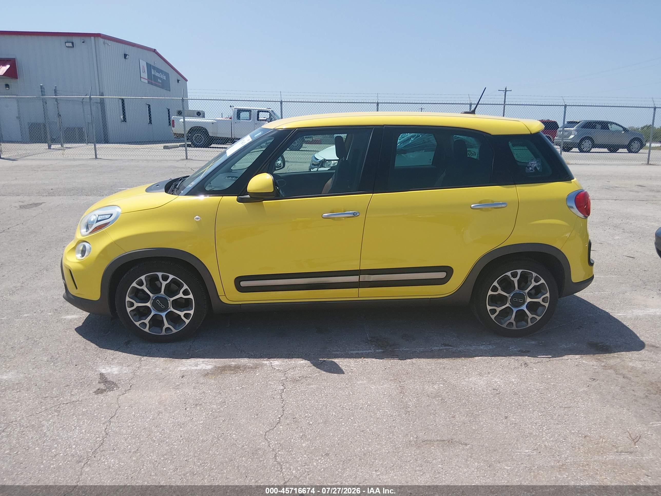 2014 Fiat 500l Trekking Yellow vin: ZFBCFADH6EZ020647