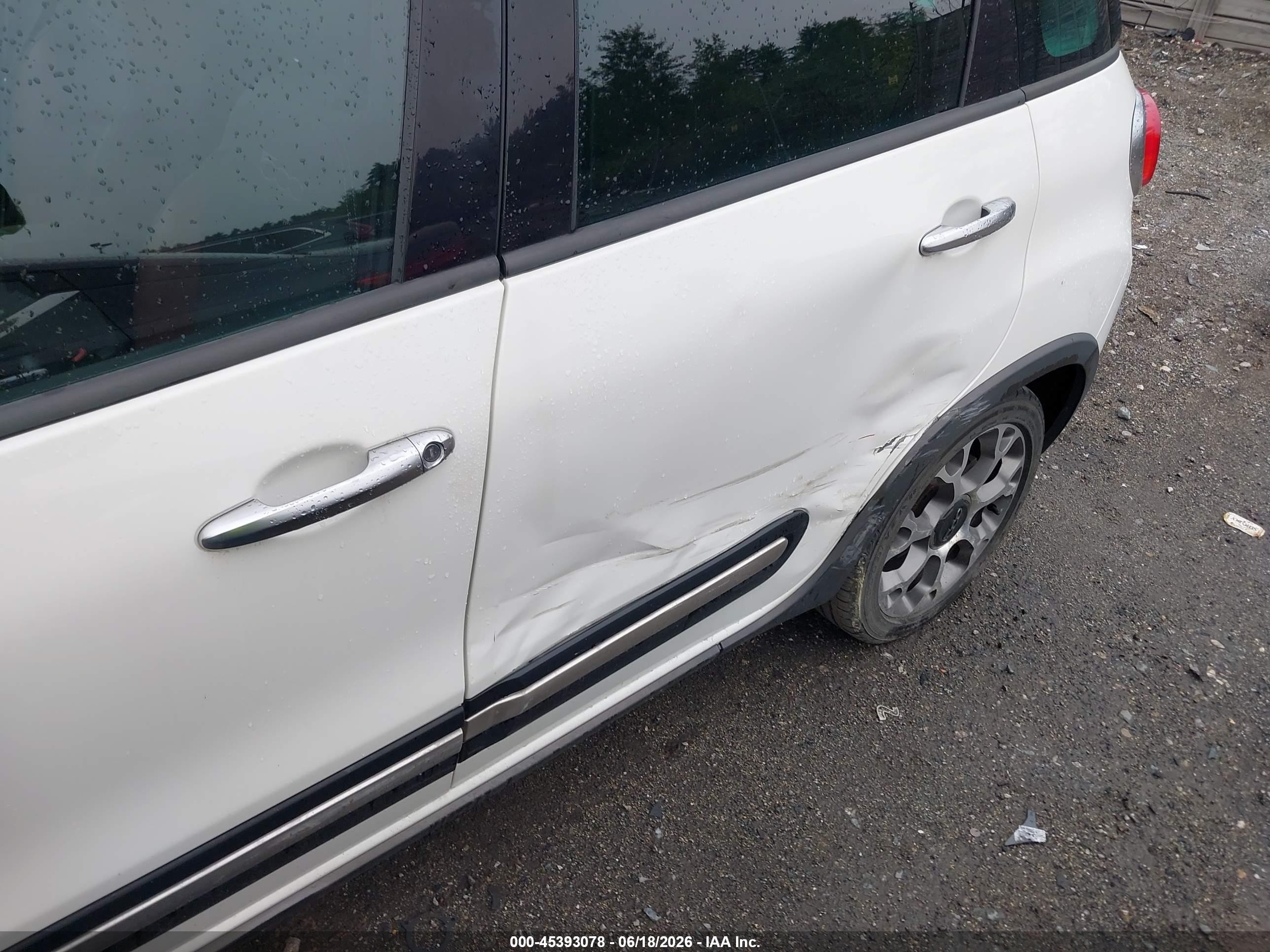 2014 Fiat 500l Trekking White vin: ZFBCFADH6EZ021376