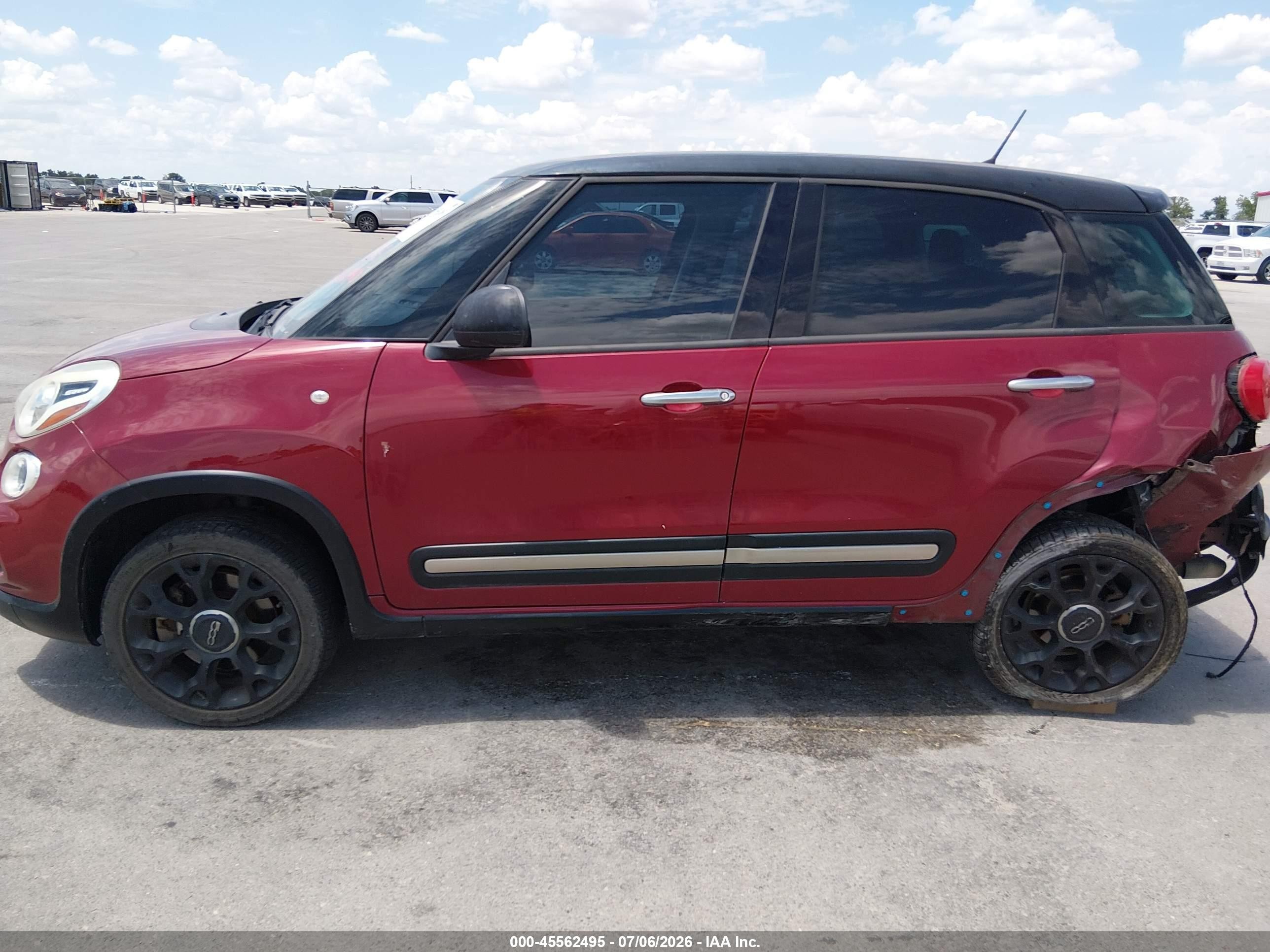 2015 Fiat 500l Urbana Trekking Burgundy vin: ZFBCFADH7FZ031559