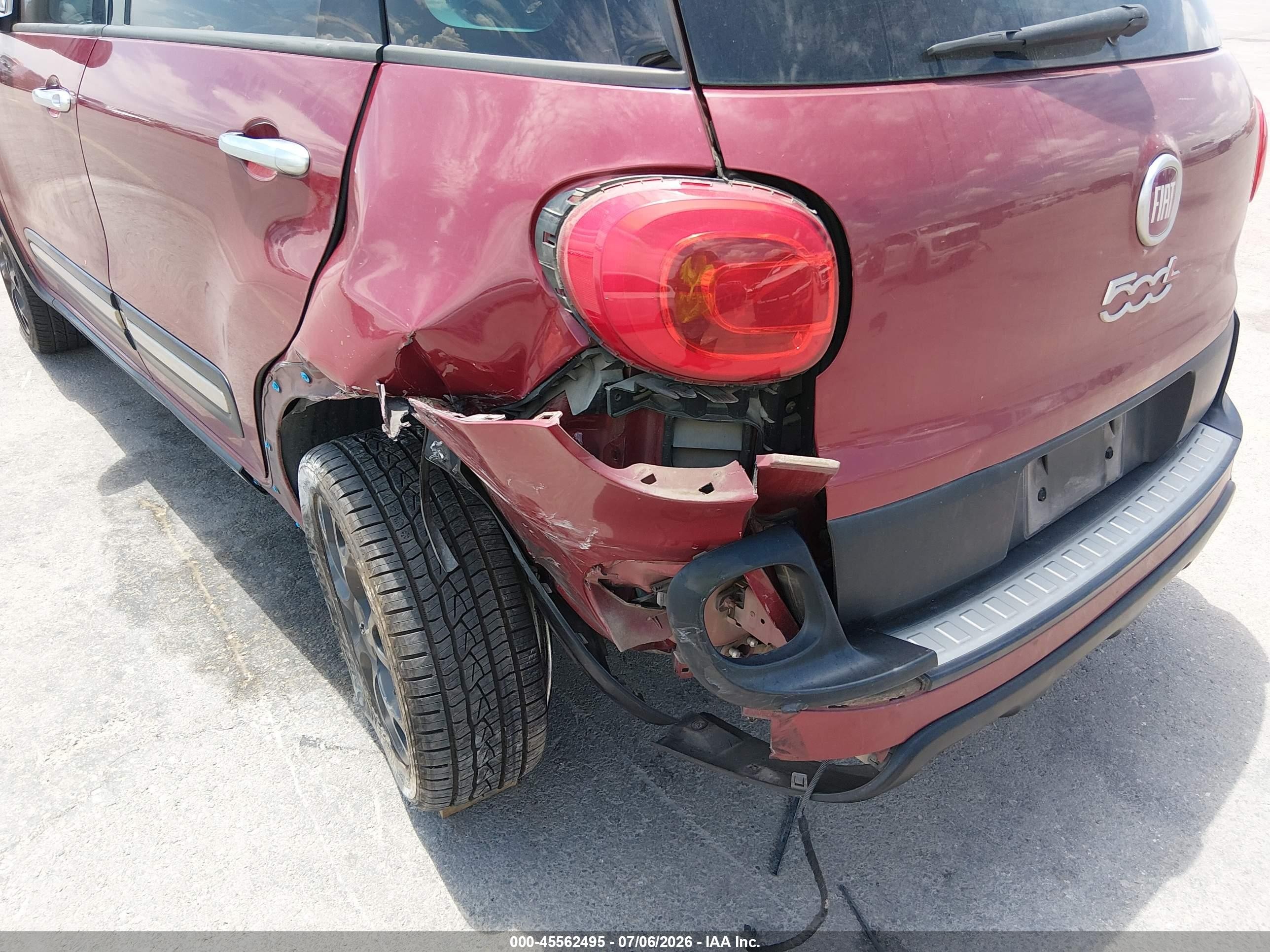 2015 Fiat 500l Urbana Trekking Burgundy vin: ZFBCFADH7FZ031559