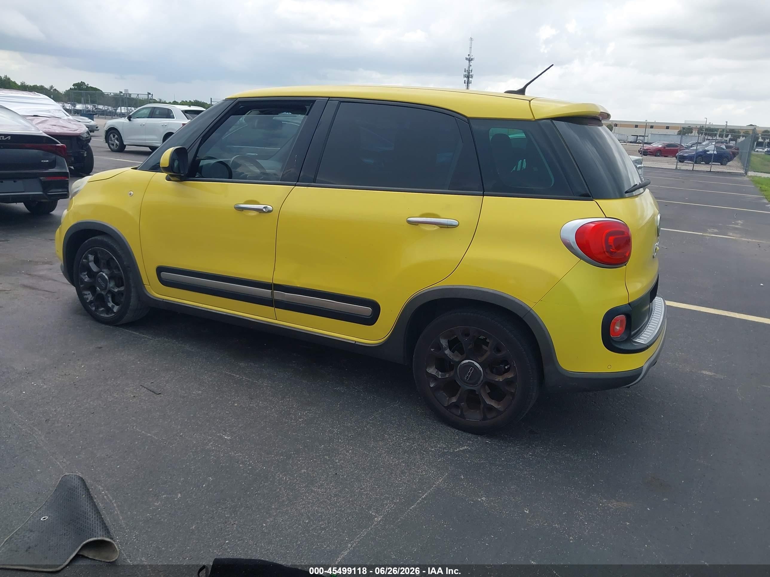 2014 Fiat 500l Trekking Yellow vin: ZFBCFADH9EZ006273