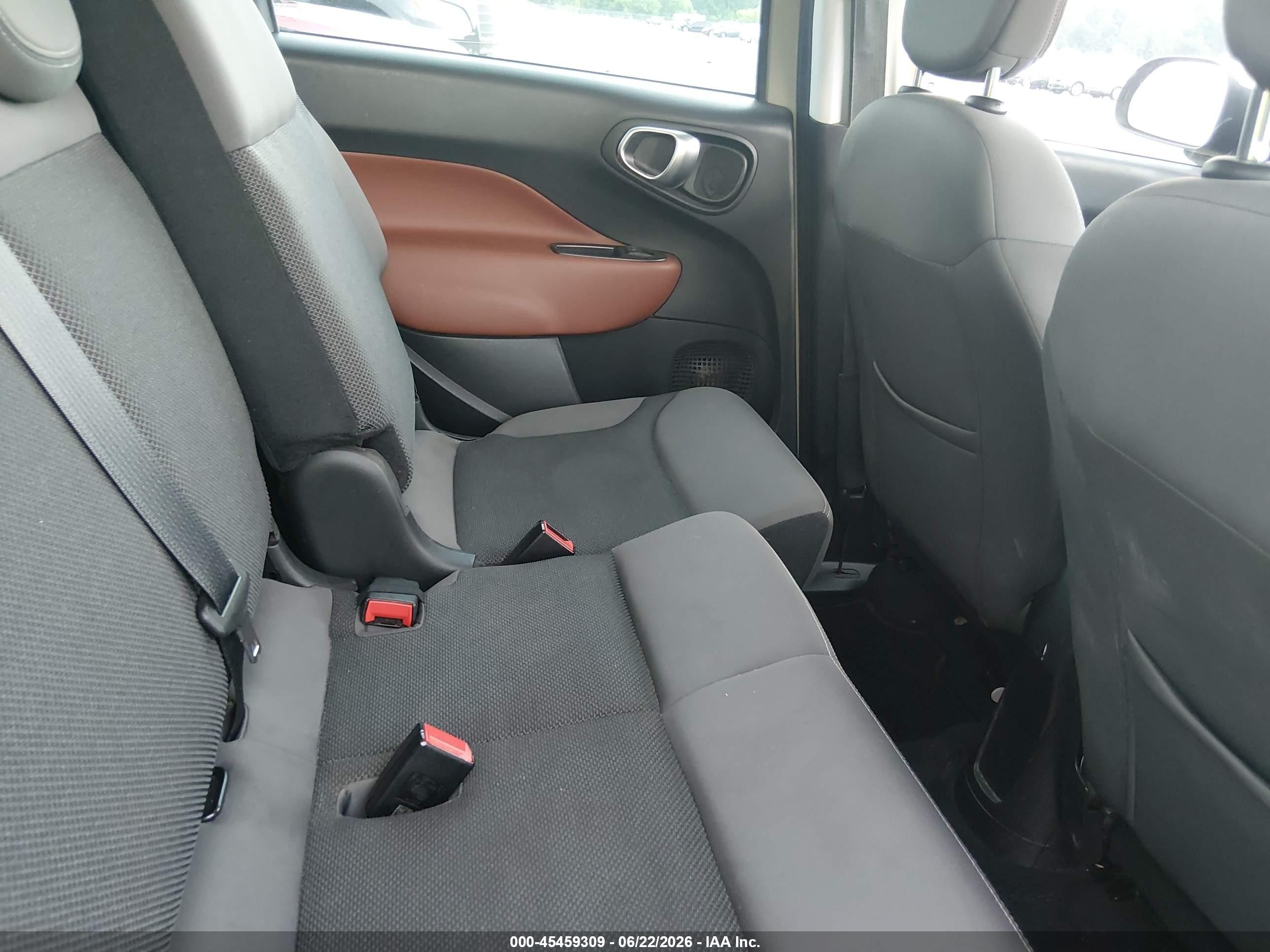 2015 Fiat 500l Trekking Beige vin: ZFBCFADH9FZ030185