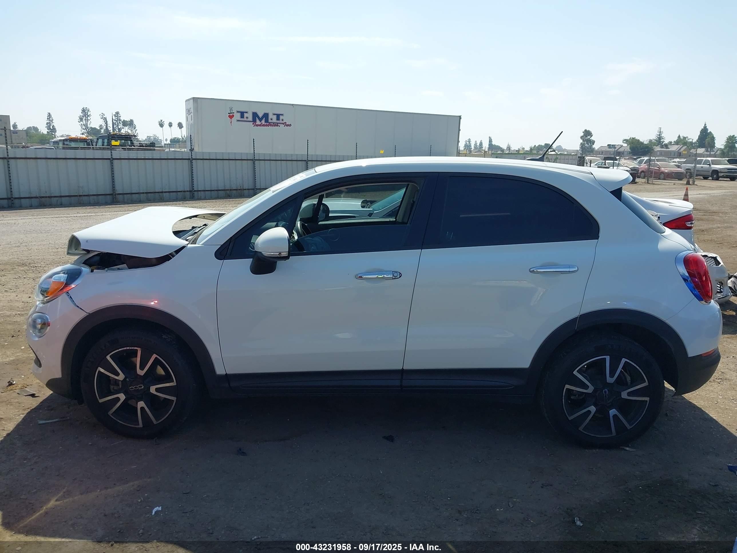 2017 Fiat 500x Pop Fwd White vin: ZFBCFXAB7HP606549