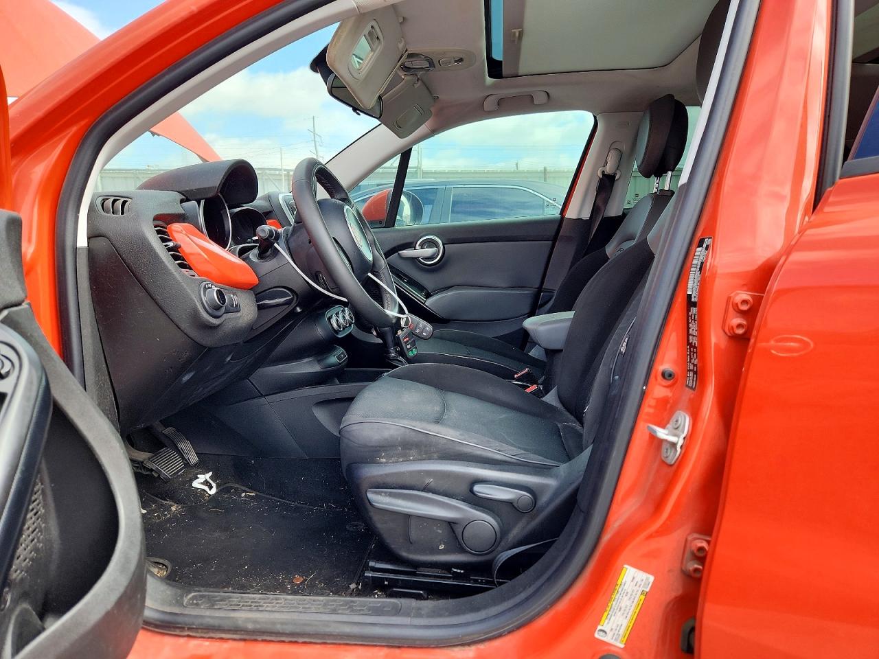 2016 Fiat 500x Easy Orange vin: ZFBCFXBT0GP333845