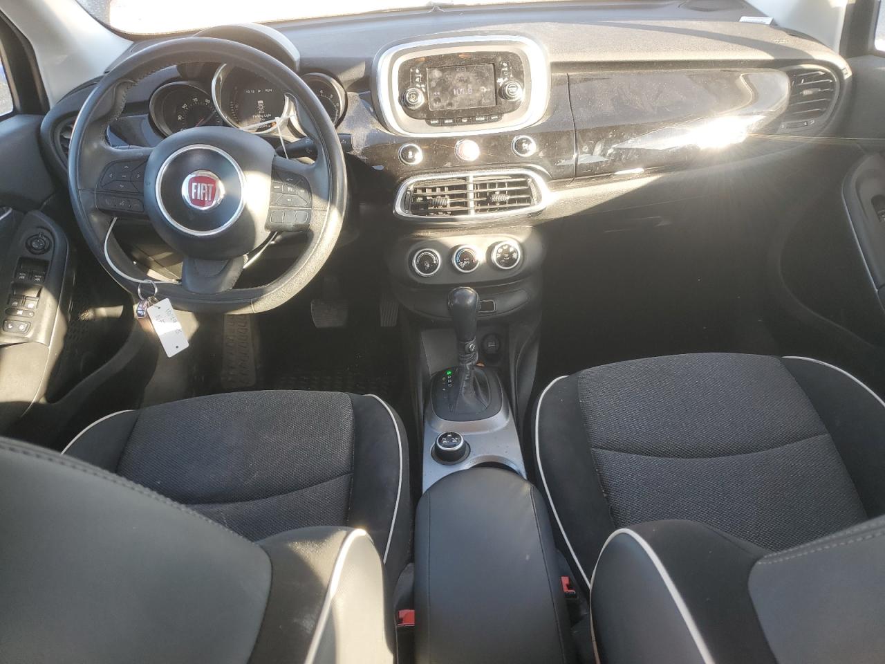 2017 Fiat 500x Pop Черный vin: ZFBCFYAB1HP553322