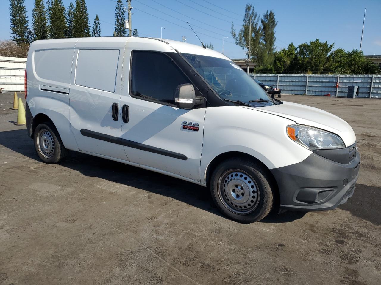 2018 Ram Promaster City White vin: ZFBERFAB5J6H97025