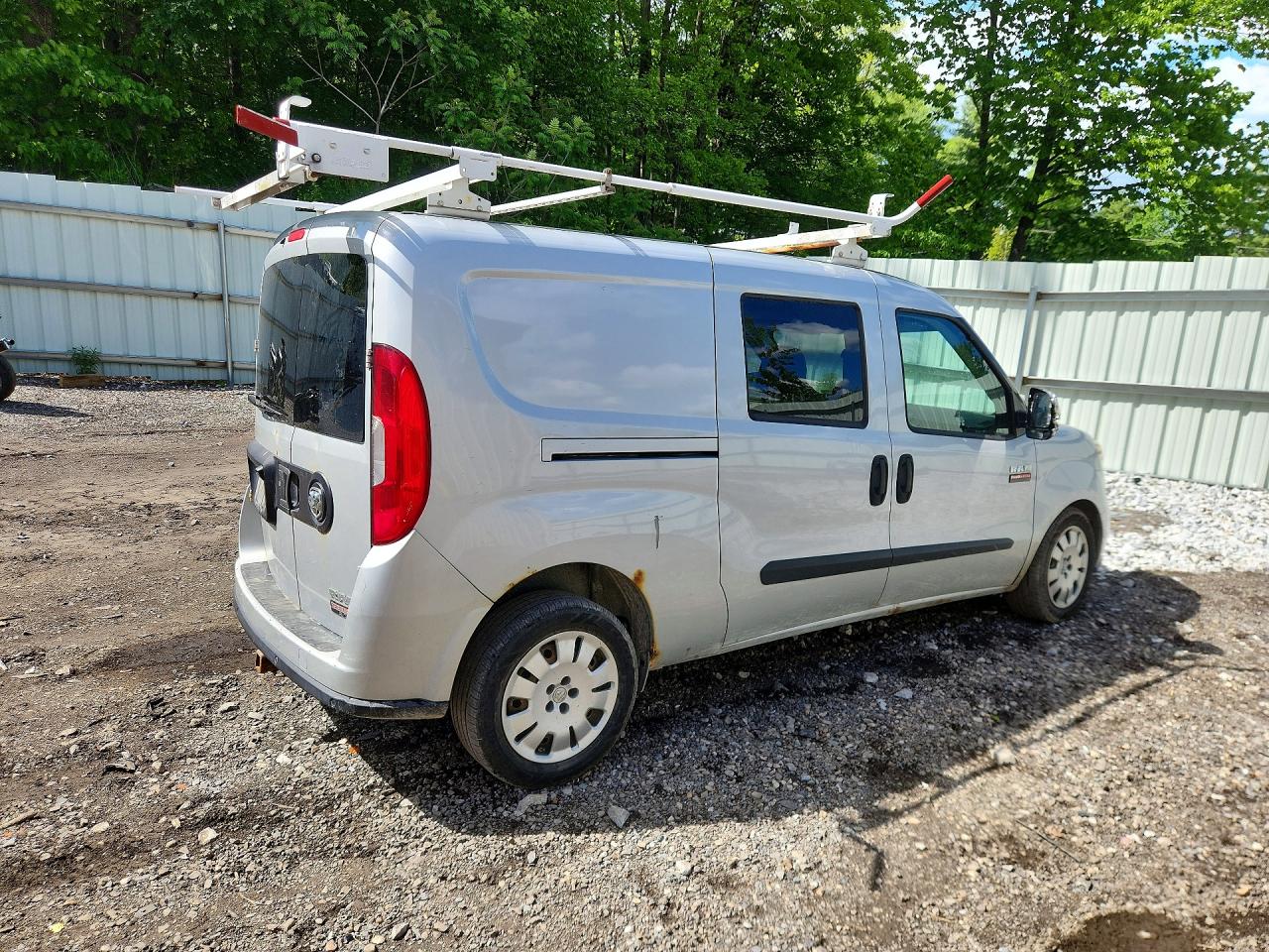 2015 Ram Promaster City Slt Серебряный vin: ZFBERFBT8F6A81766