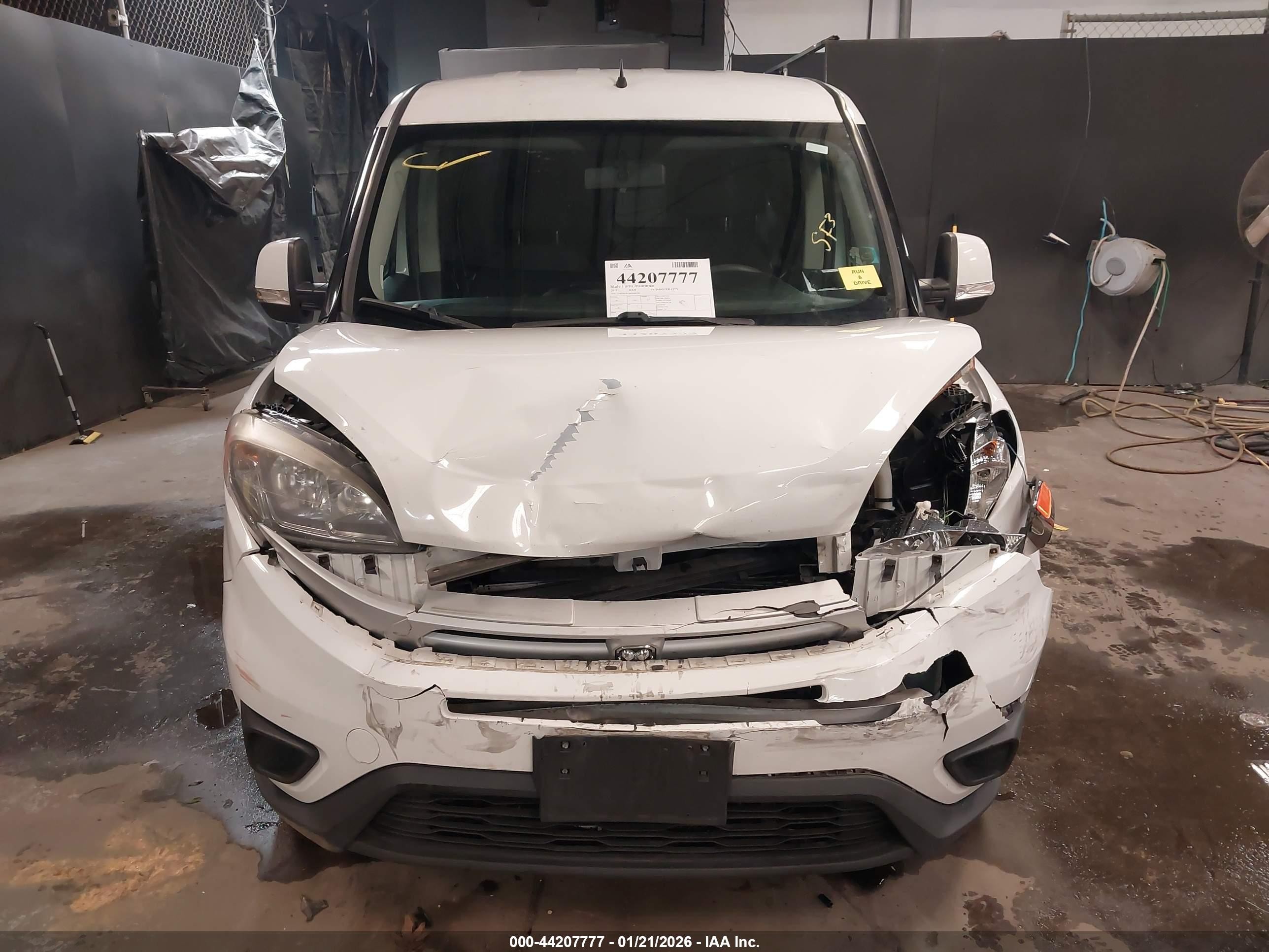 2015 Ram Promaster City Tradesman Slt Белый vin: ZFBERFBT8F6A86580