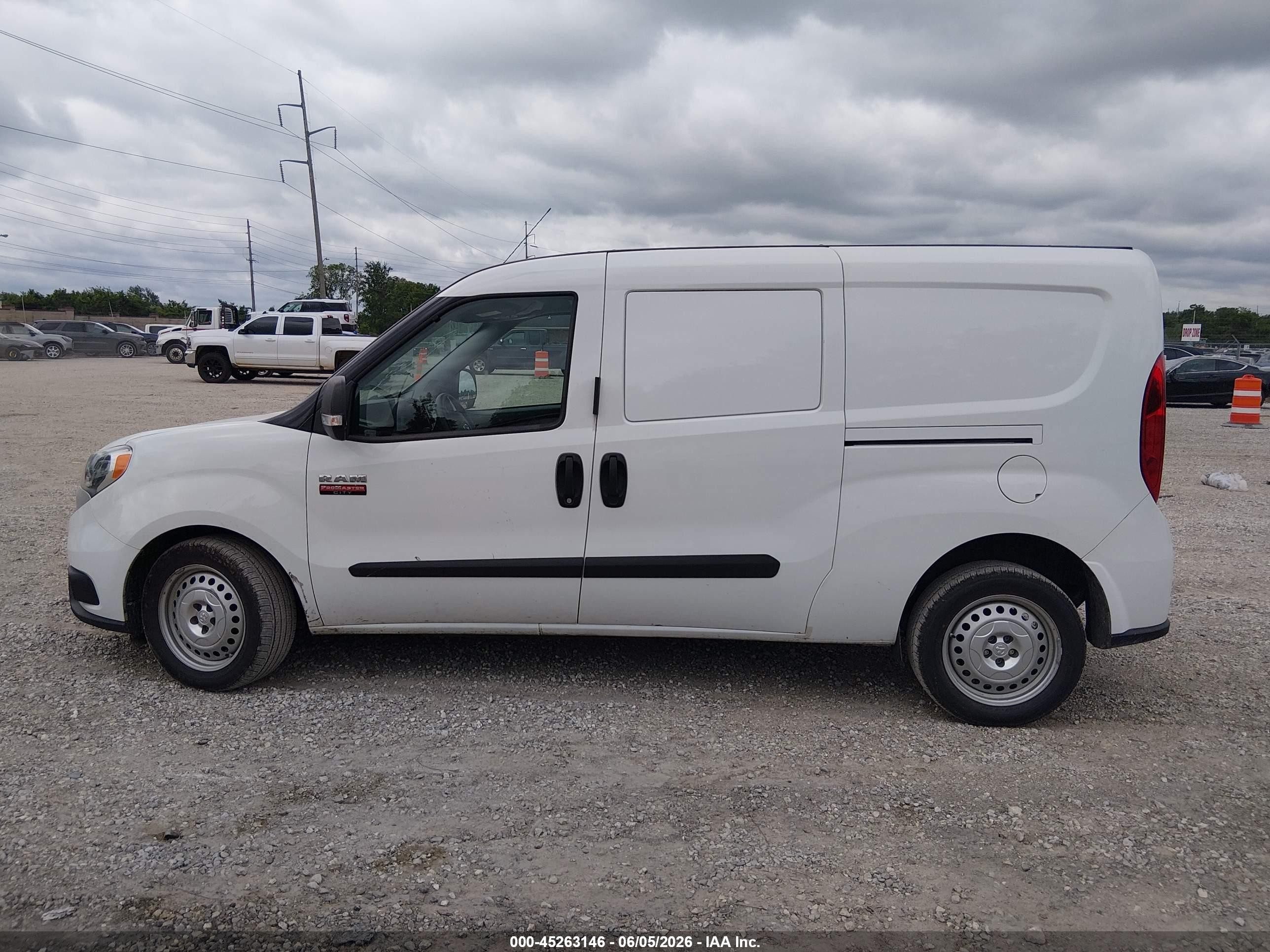 2022 Ram Promaster City Cargo Van White vin: ZFBHRFAB7N6Y21938