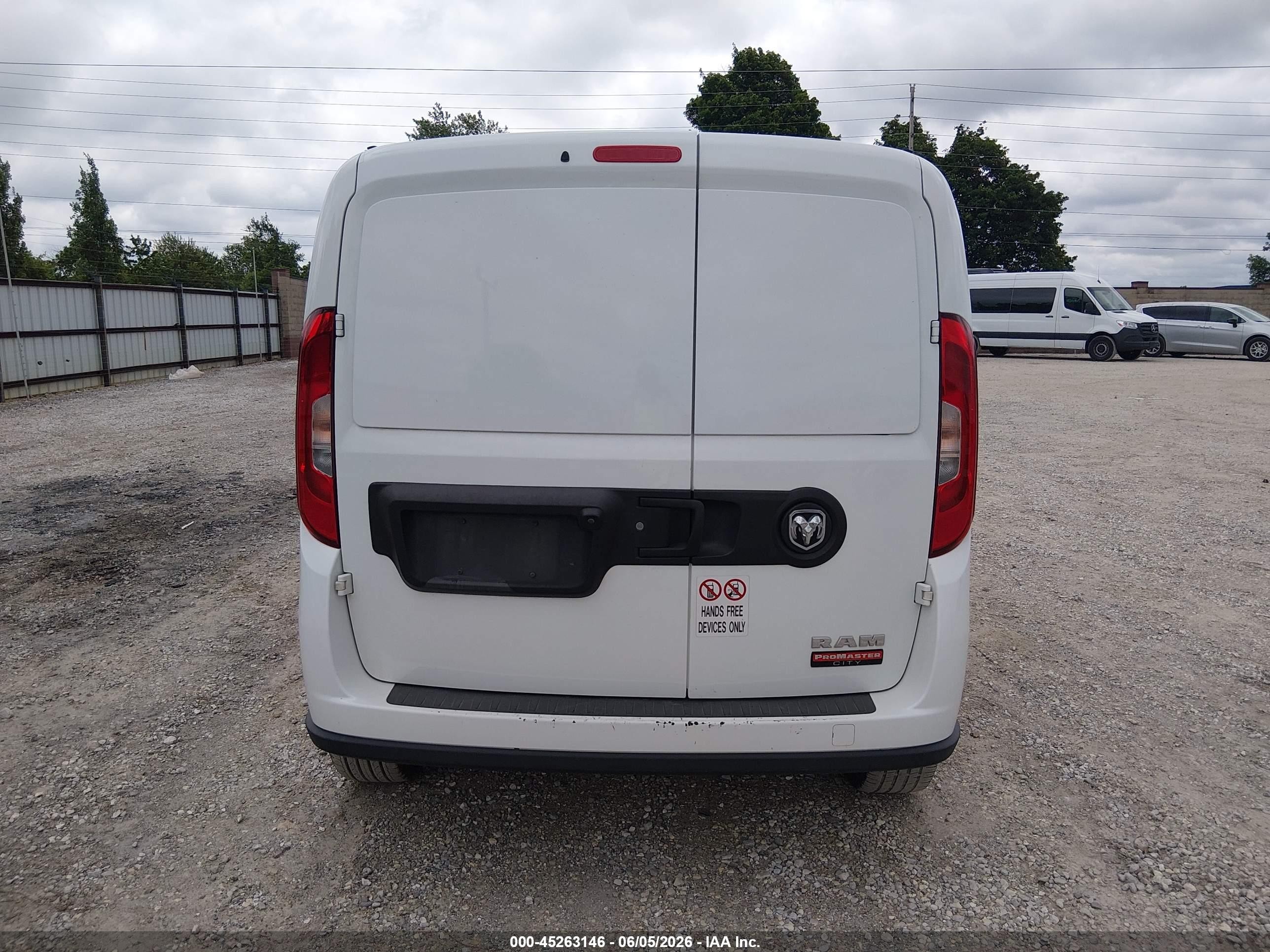 2022 Ram Promaster City Cargo Van White vin: ZFBHRFAB7N6Y21938