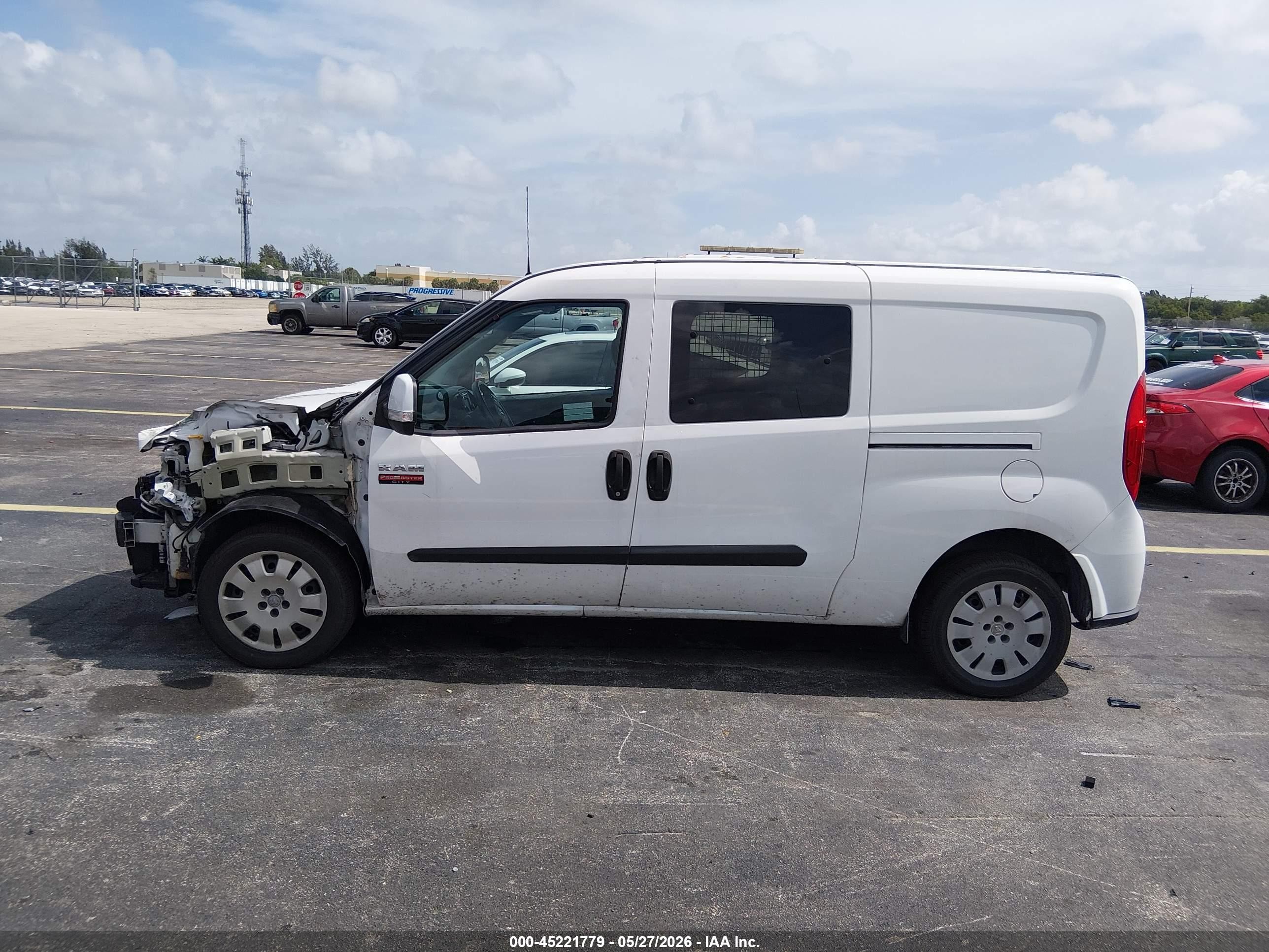 2019 Ram Promaster City Tradesman Slt Белый vin: ZFBHRFBB5K6M00570