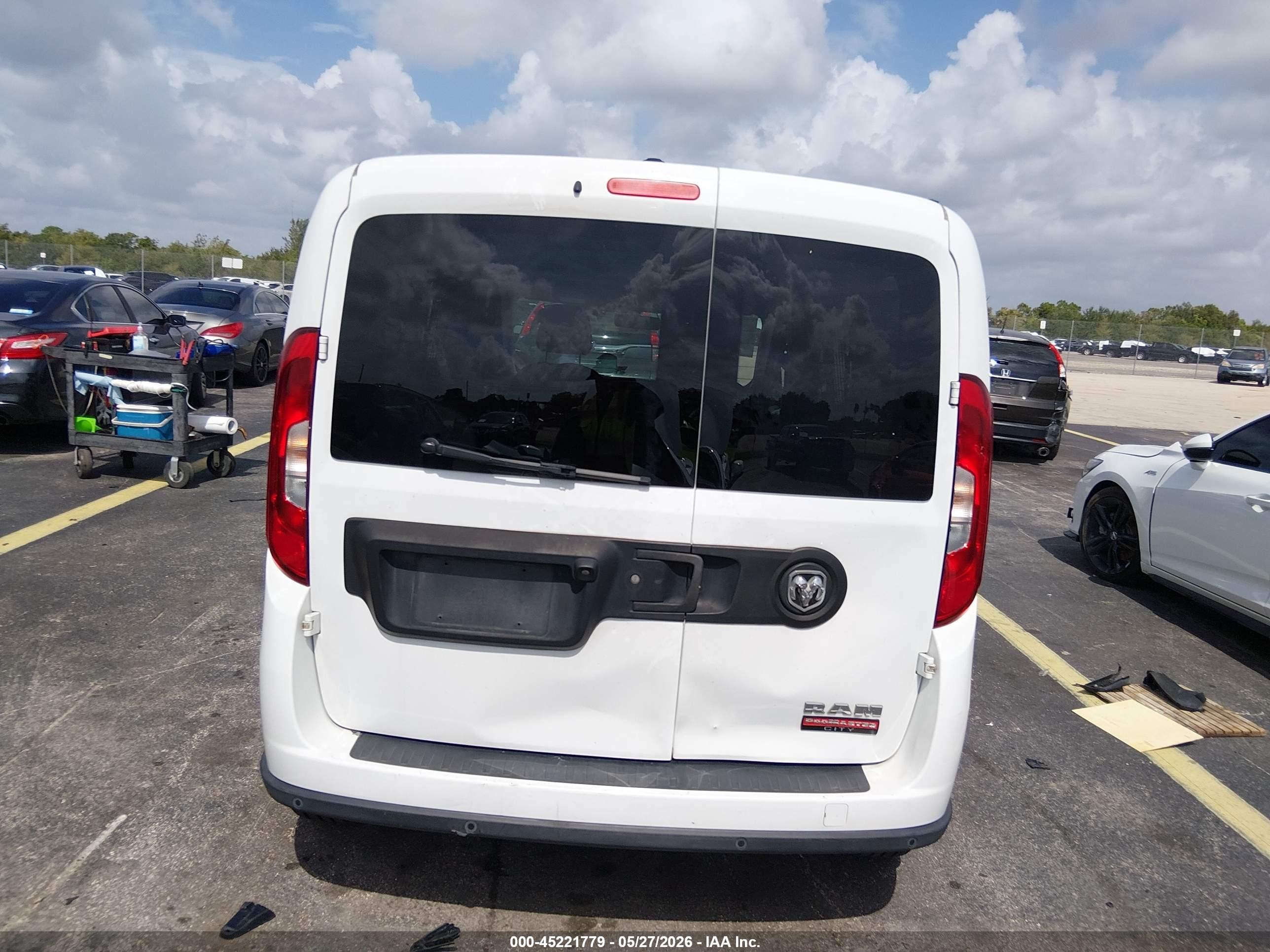 2019 Ram Promaster City Tradesman Slt Белый vin: ZFBHRFBB5K6M00570