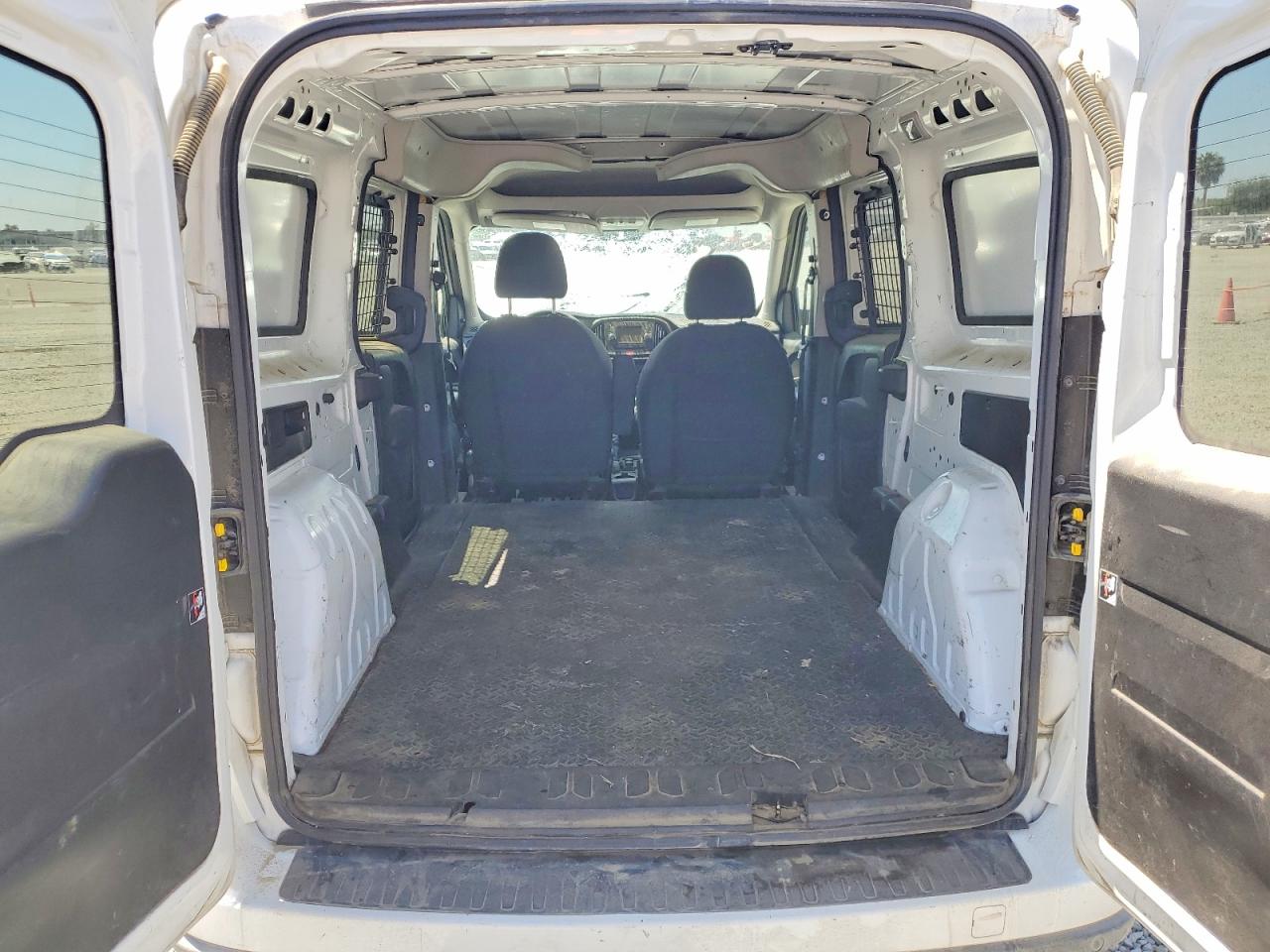 2019 Ram Promaster City Slt Белый vin: ZFBHRFBB8K6M01308