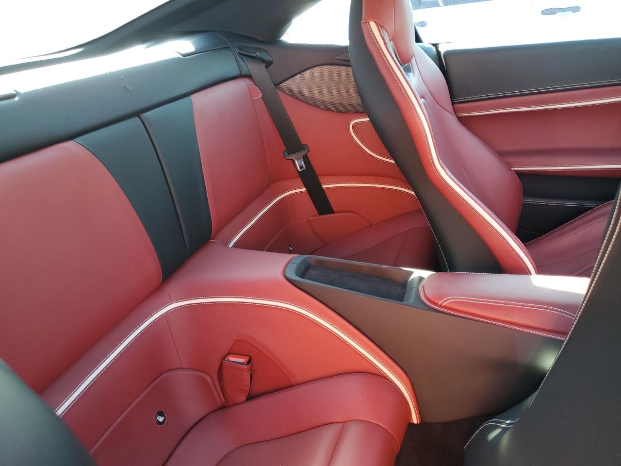 2023 Ferrari Portofino M  Silver vin: ZFF02RPA2P0294865