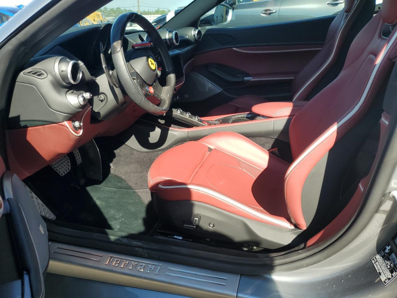 2023 Ferrari Portofino M  Silver vin: ZFF02RPA2P0294865