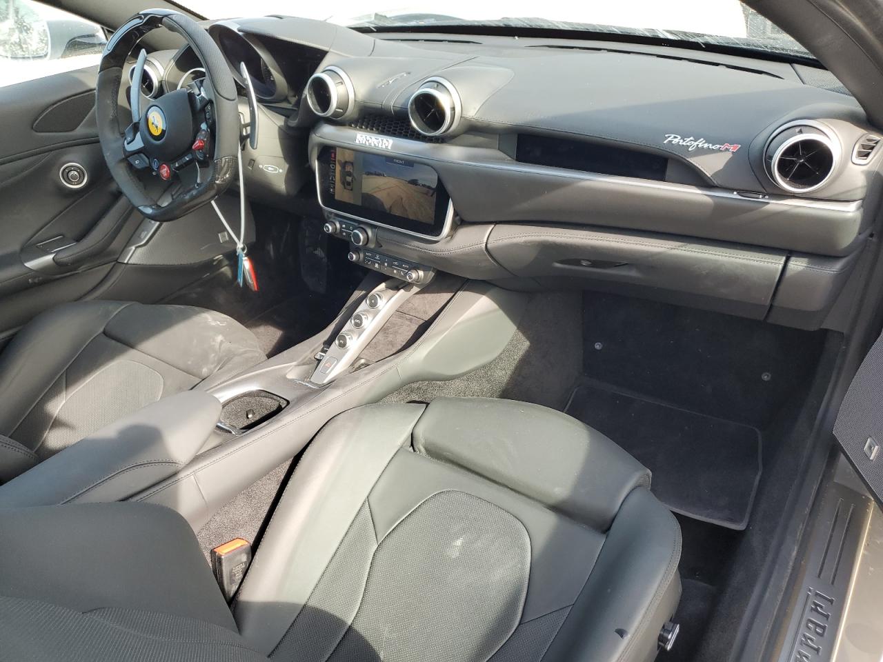 2023 Ferrari Portofino M  Silver vin: ZFF02RPA8P0296832