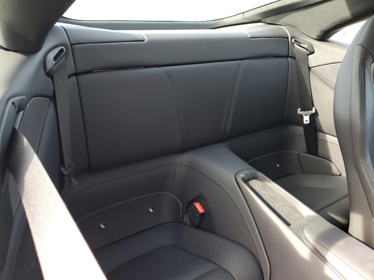 2023 Ferrari Portofino M  Silver vin: ZFF02RPA8P0296832