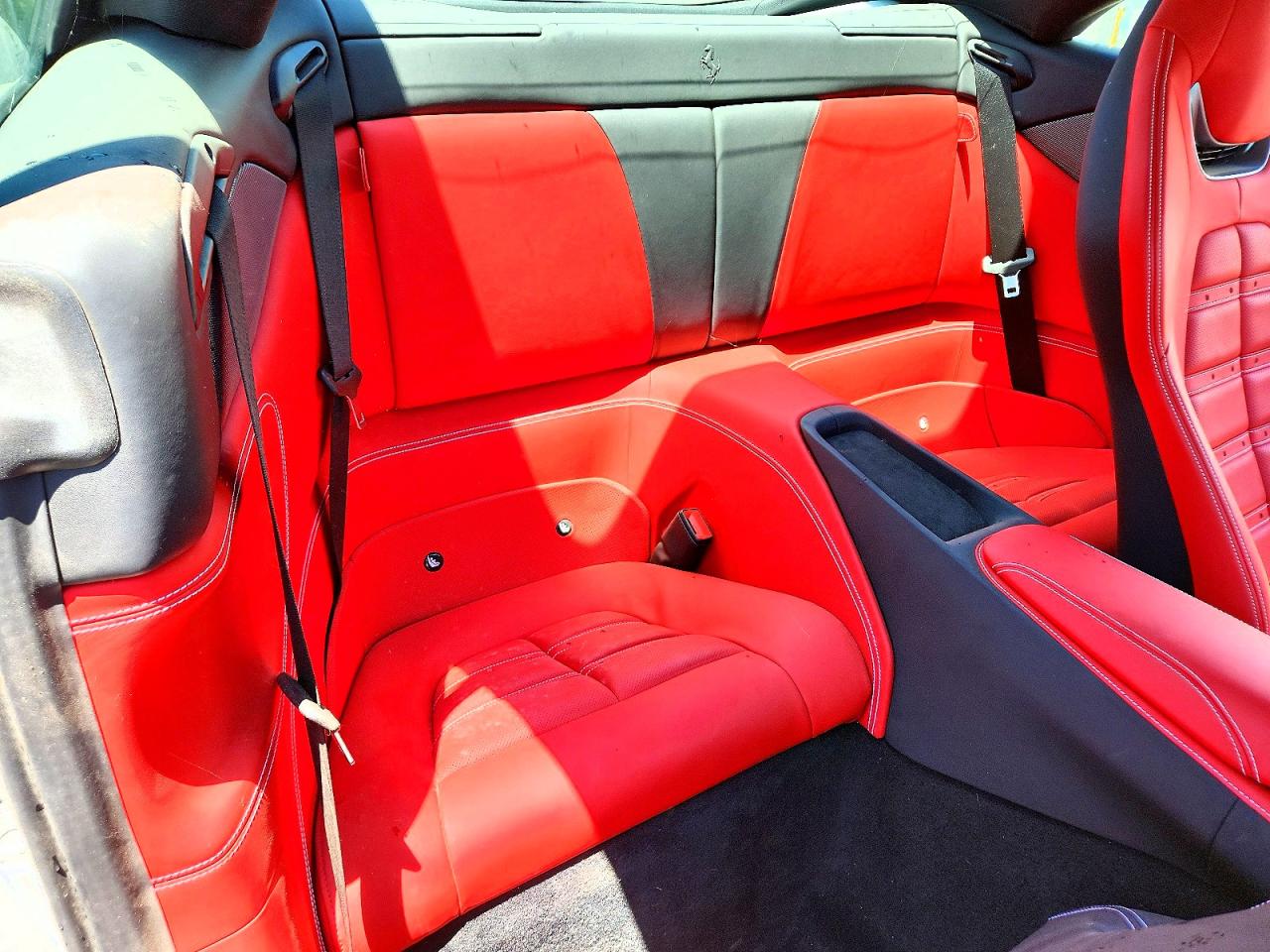 2023 Ferrari Portofino M White vin: ZFF02RPAXP0288876