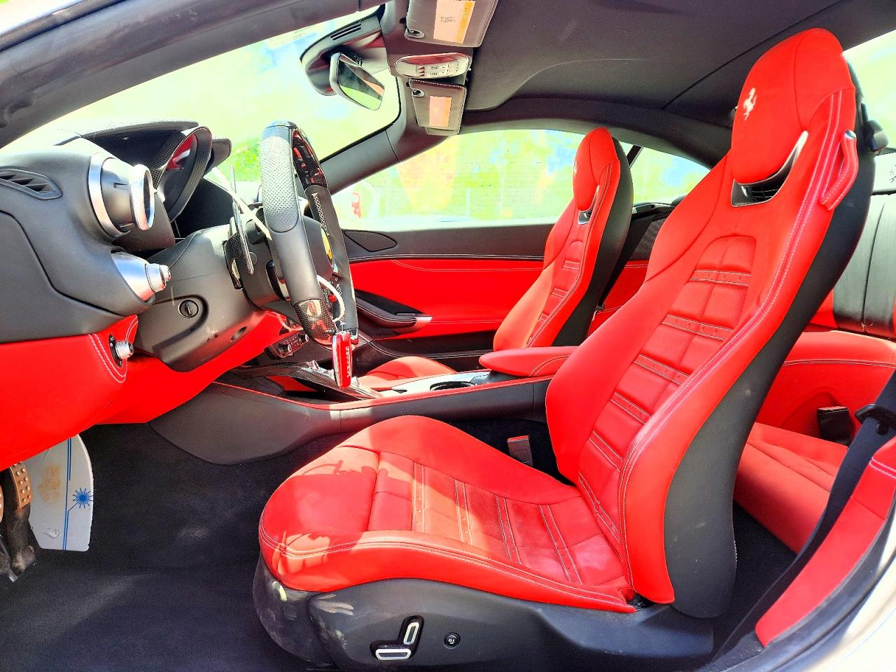 2023 Ferrari Portofino M White vin: ZFF02RPAXP0288876