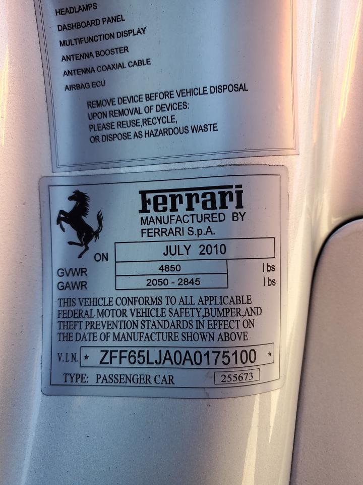 2010 Ferrari California Silver vin: ZFF65LJA0A0175100