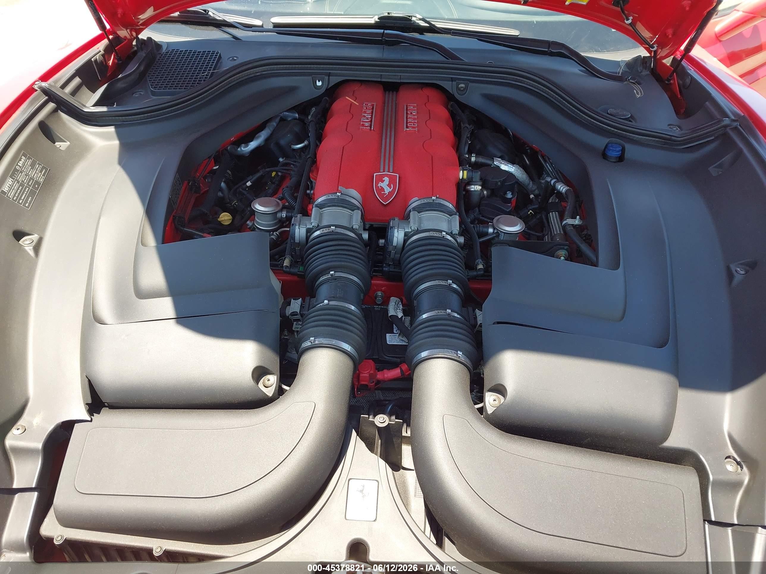 2010 Ferrari California   Red vin: ZFF65LJA1A0171217