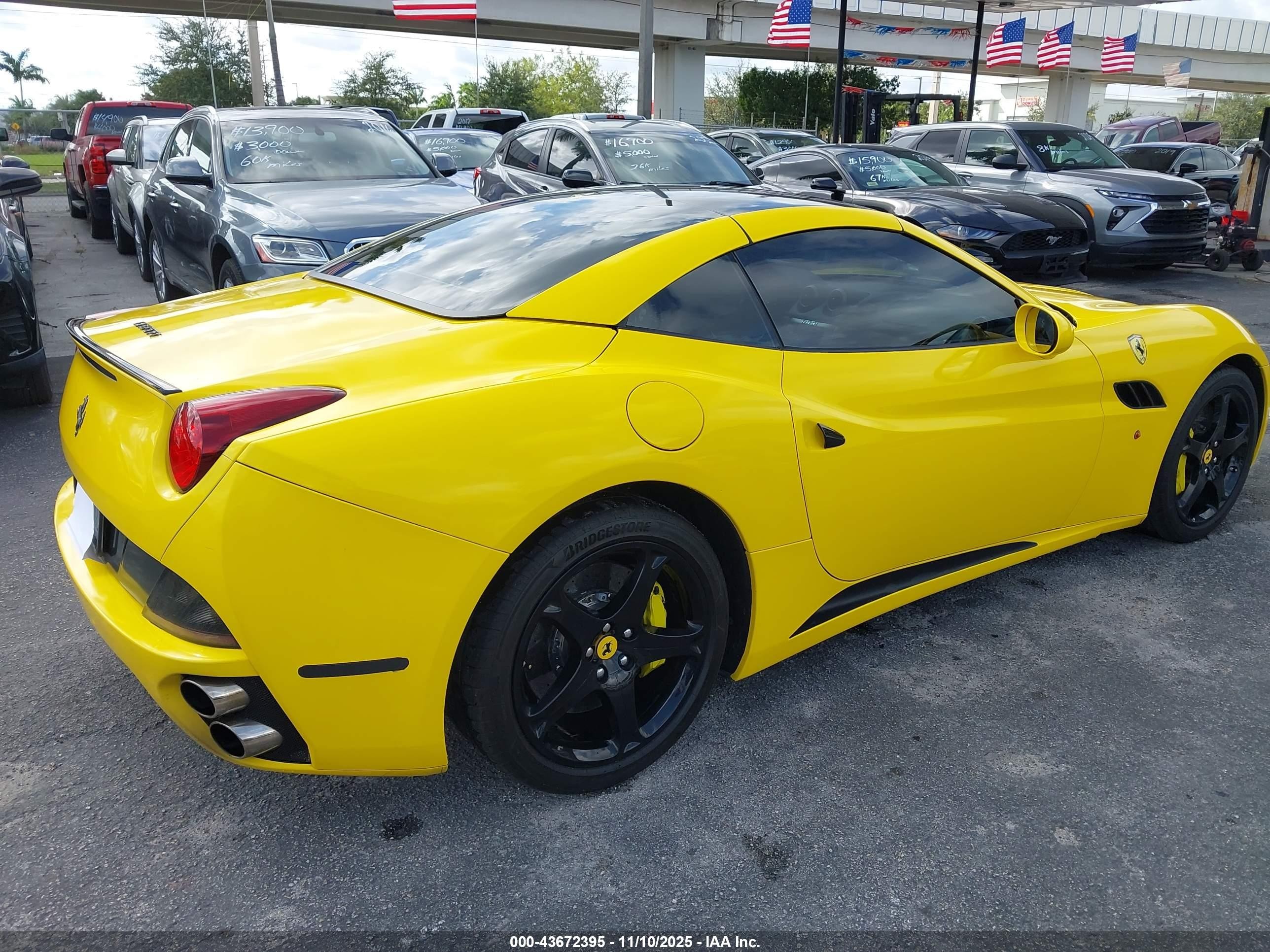 2010 Ferrari California   Yellow vin: ZFF65LJA2A0171436
