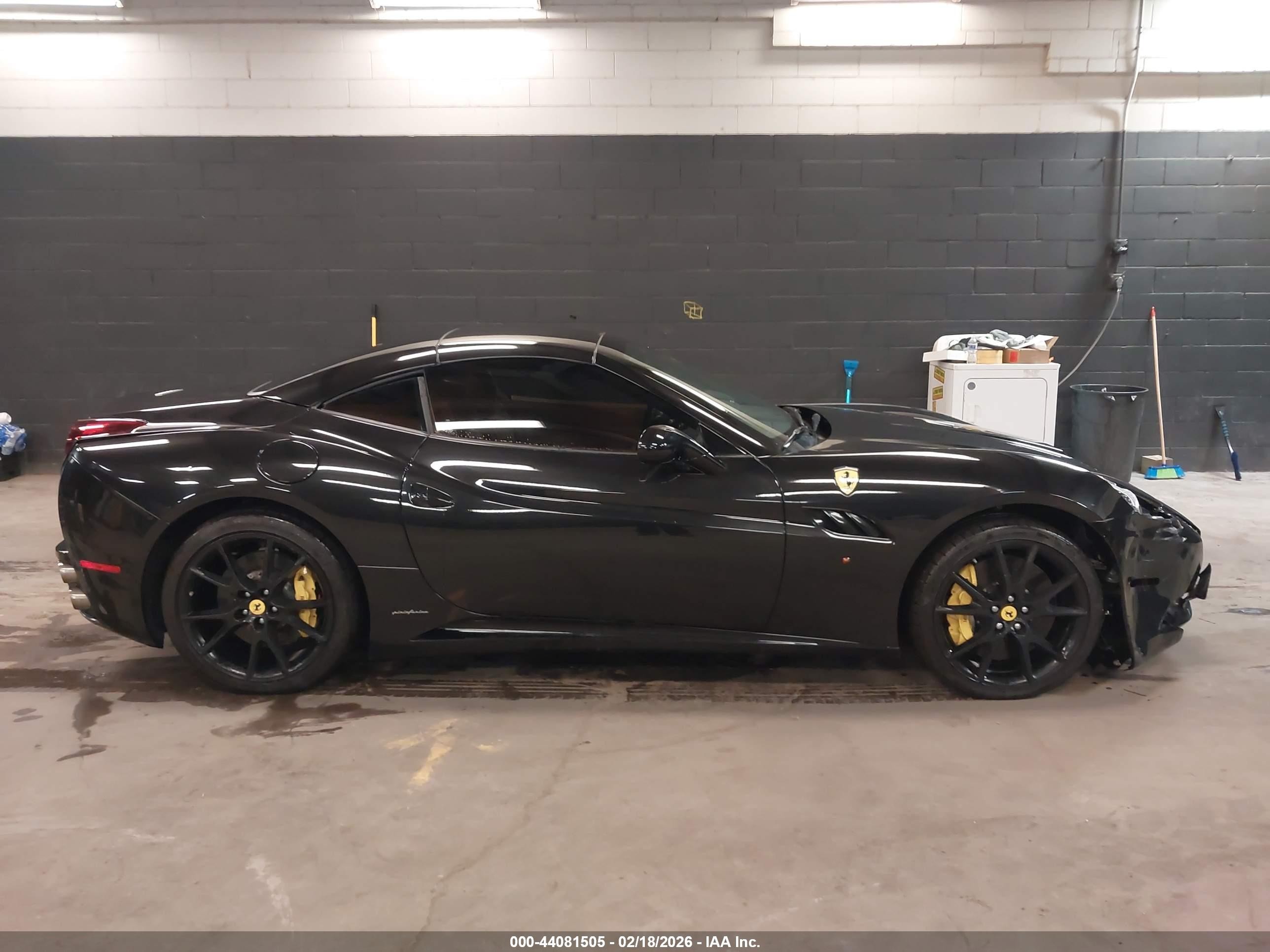 2011 Ferrari California Black vin: ZFF65LJA6B0178262