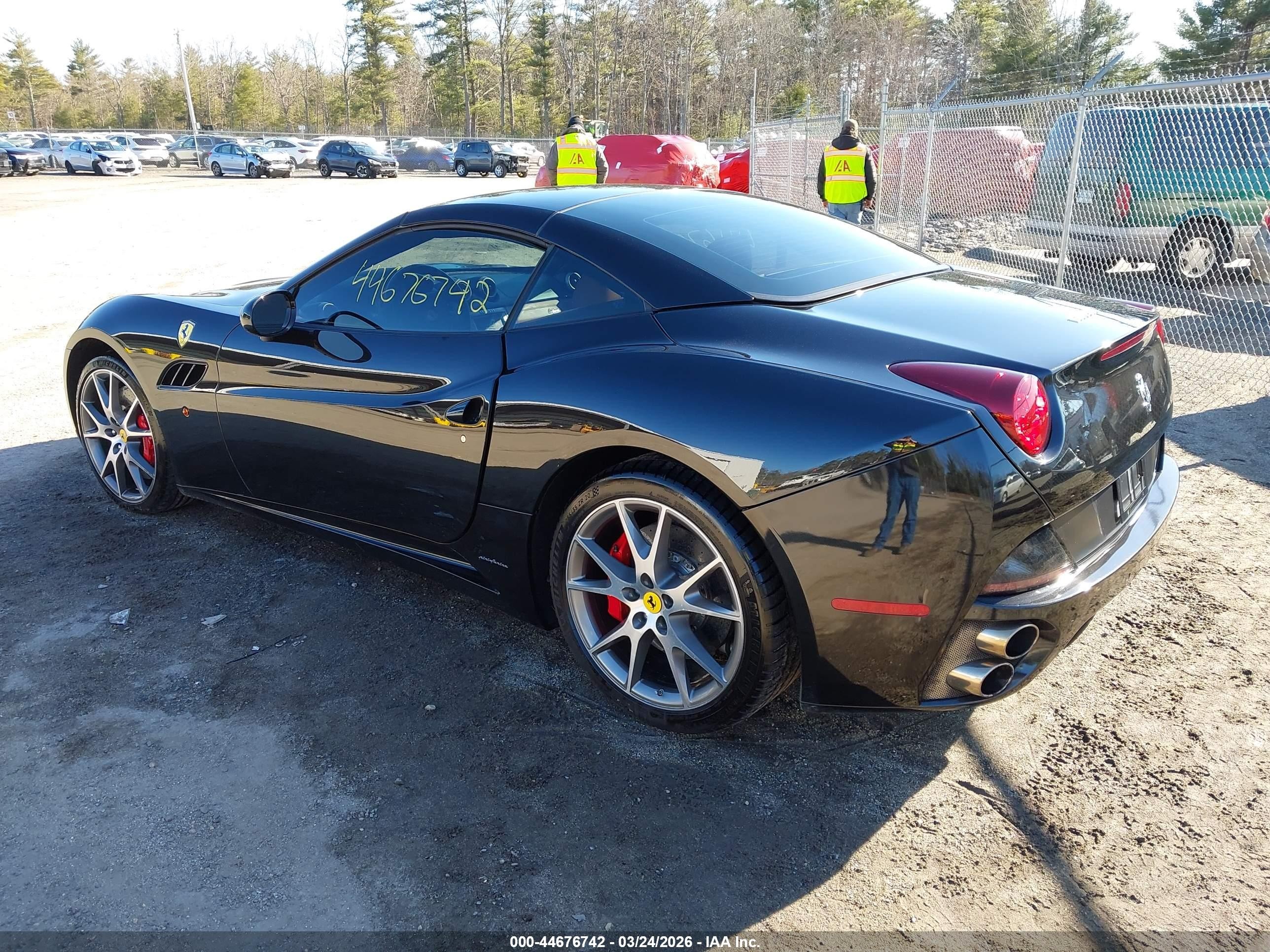 2011 Ferrari California   Black vin: ZFF65LJA7B0176293