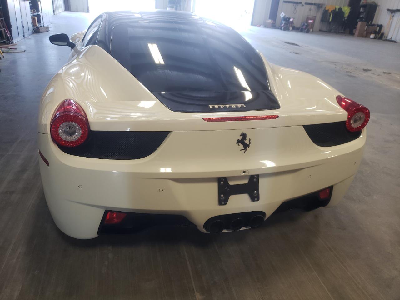 2011 Ferrari 458 Italia White vin: ZFF67NFA3B0182400