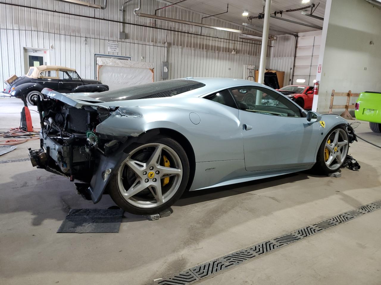 2011 Ferrari 458 Italia  Blue vin: ZFF67NFAXB0180885